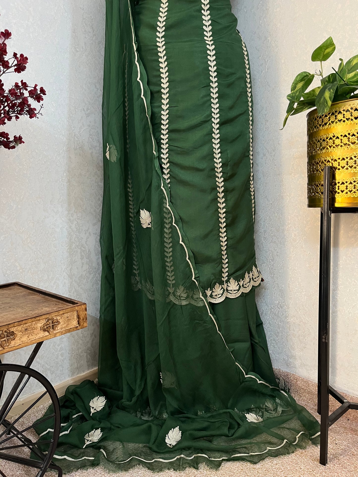 Green Sanam’ Silk Tilla Kashmiri Suit