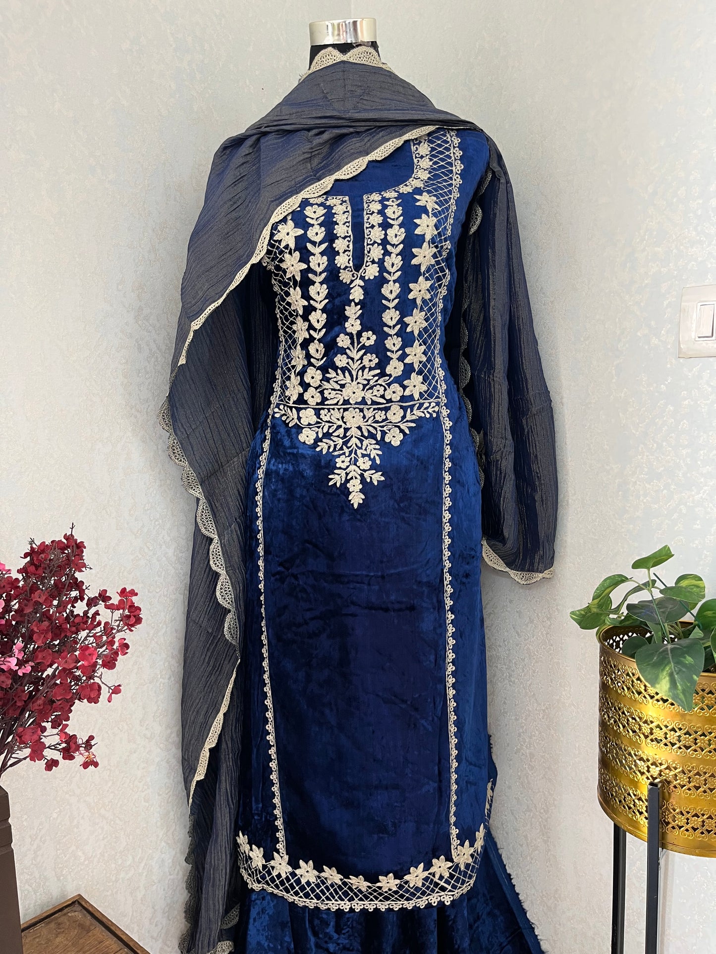 Navy Blue Tilla Pure Makhmal 3pc Suit