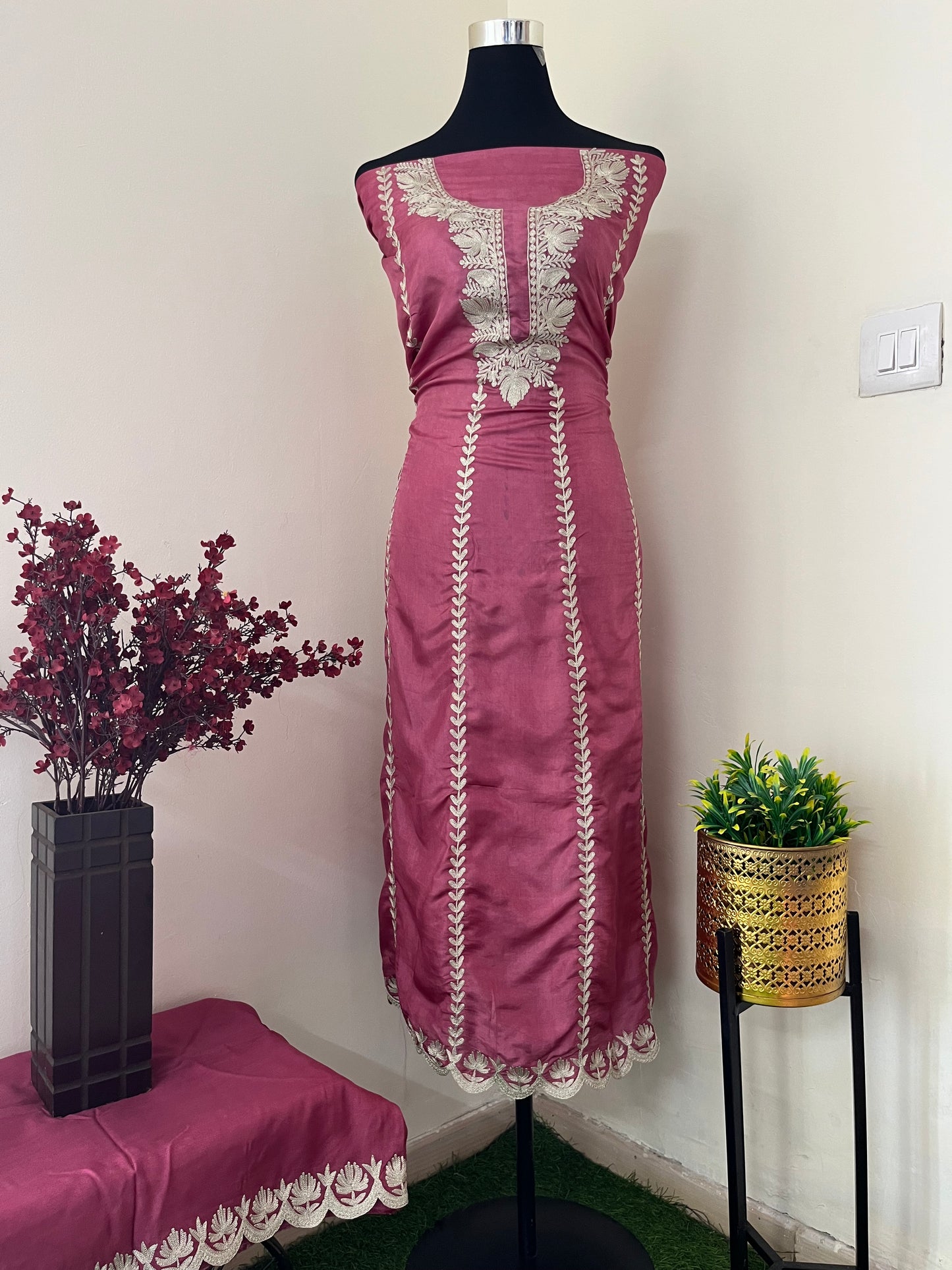 Sanam’ Onion Pink Tilla Embroidered Suit material