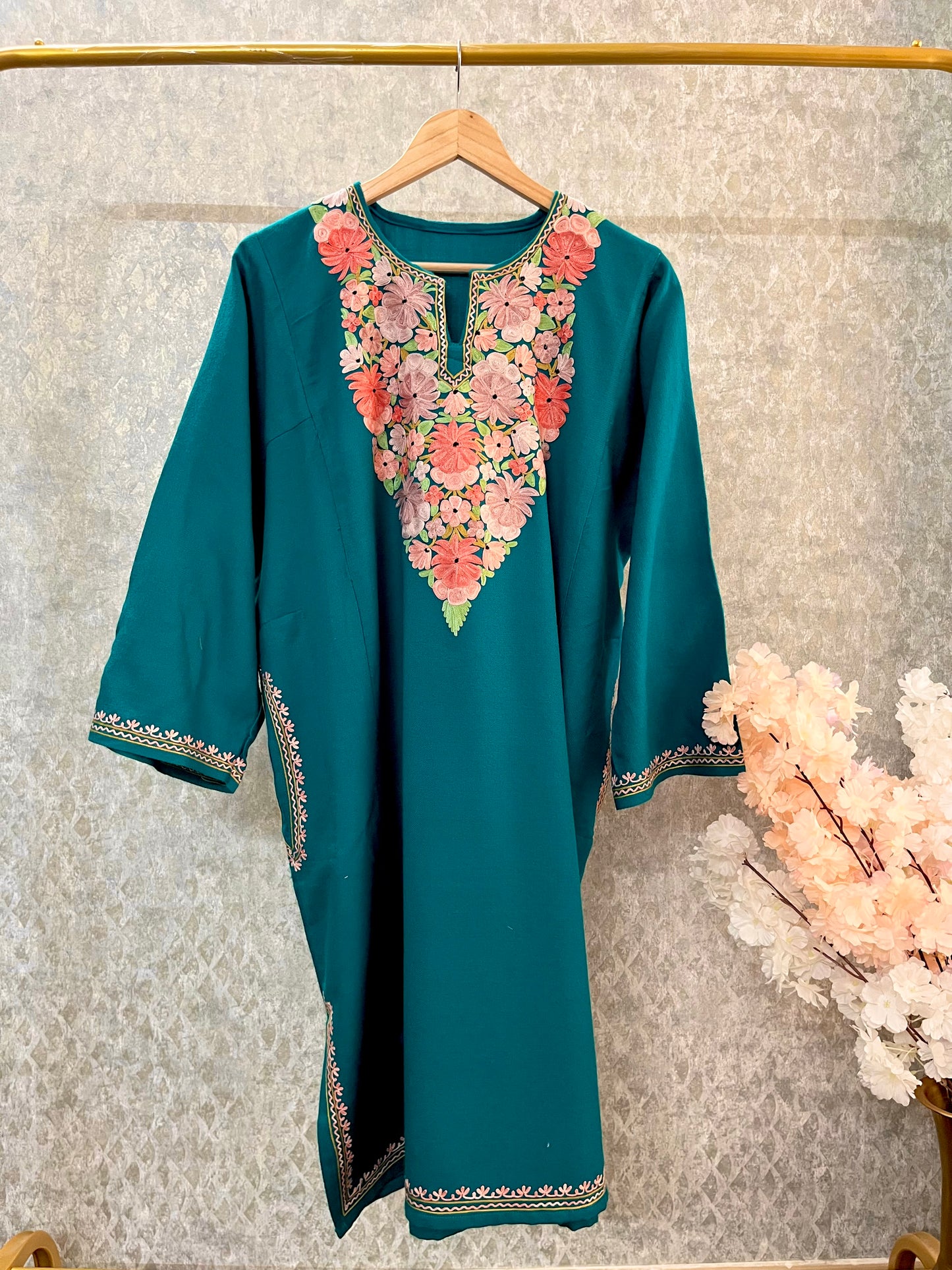 Green Aari Embroidered Wool Pheran