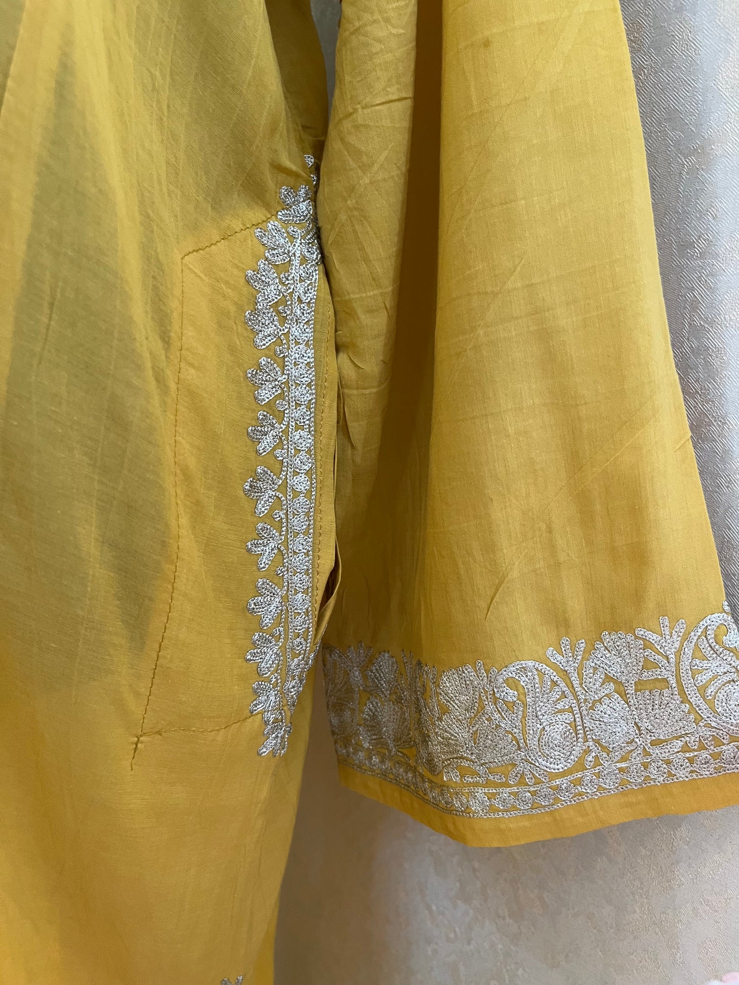 Soft Yellow Cotton Kashmiri Pheran Set (48)