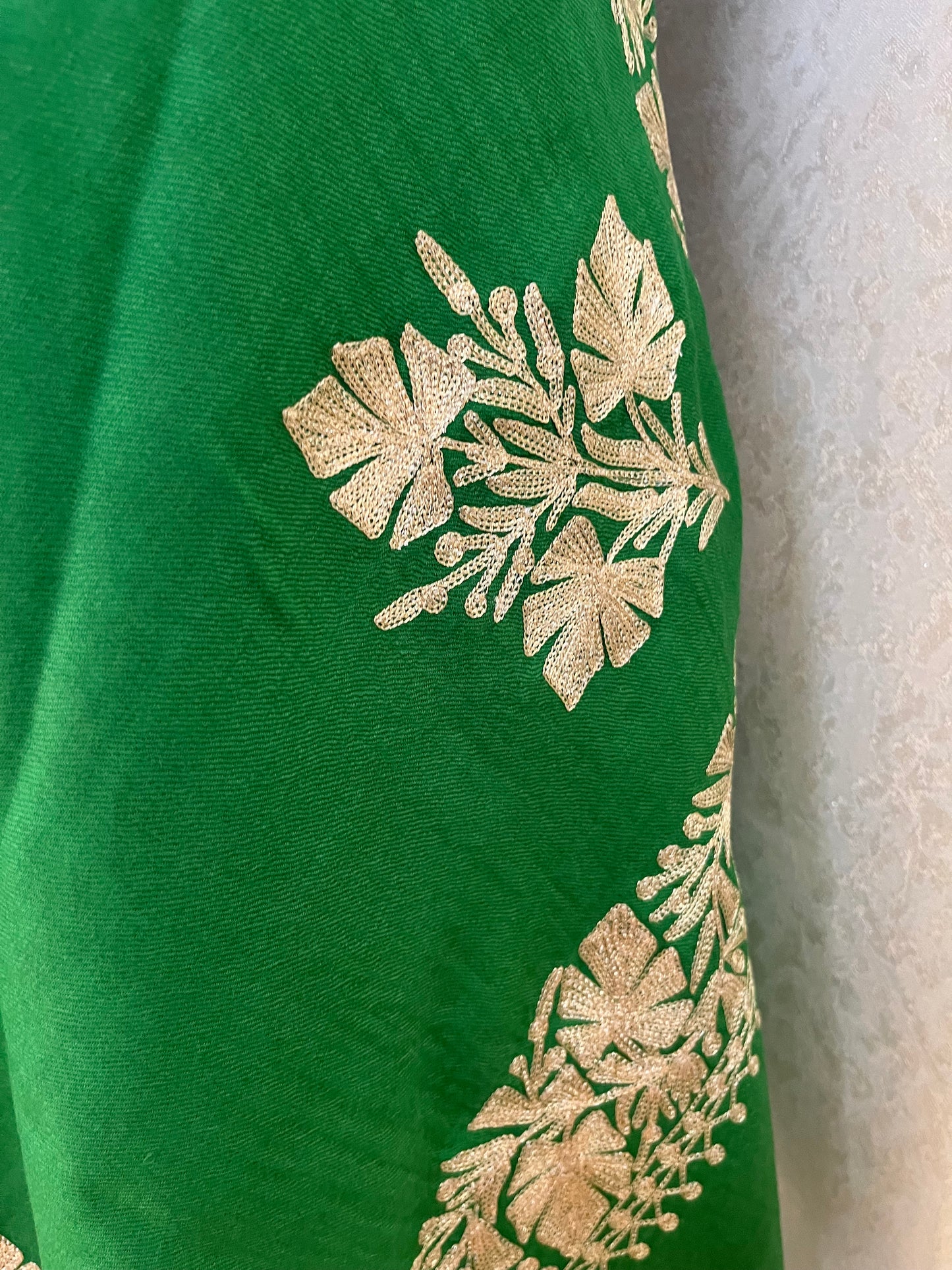 Green Semi Pashmina Tilla Embroidered stole