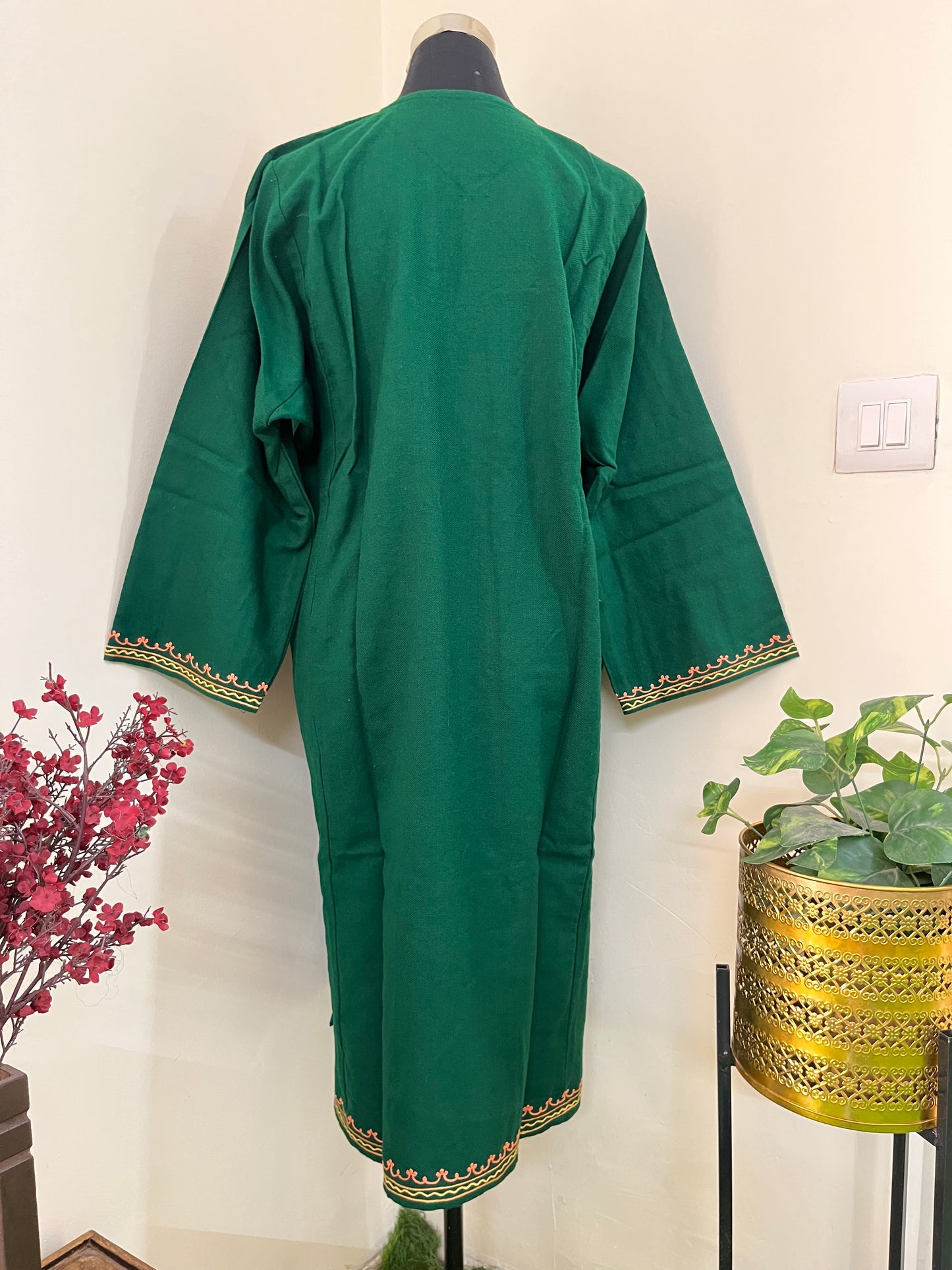 Green Aari Embroidered Wool Pheran