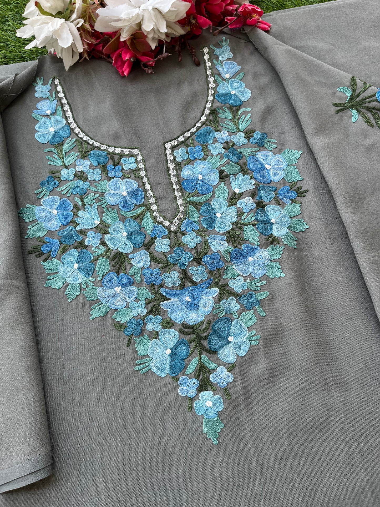 Grey Cotton Cord Set (Aari Embroidered)