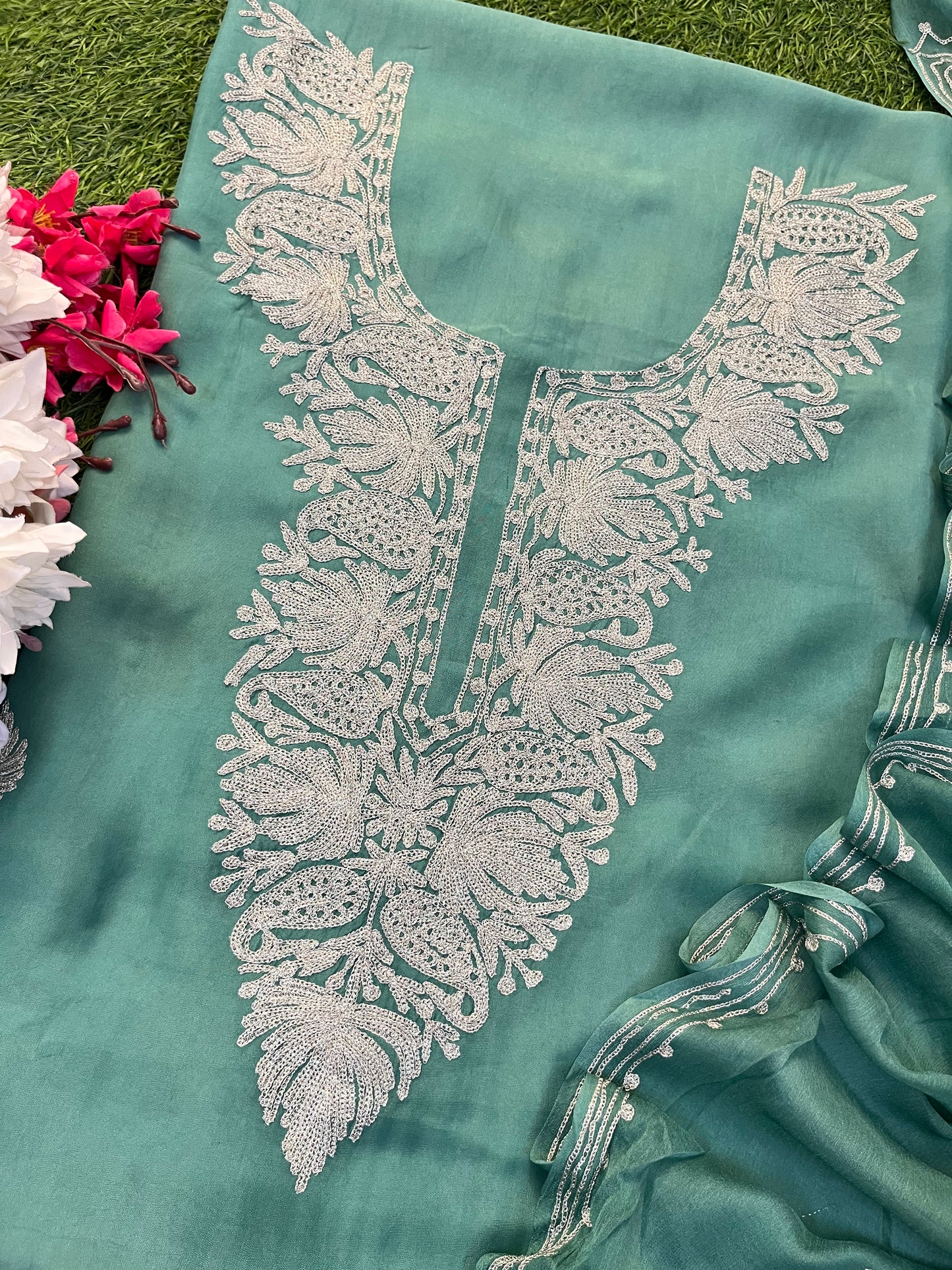 Pastel Green Silk Tilla Kashmiri Suit
