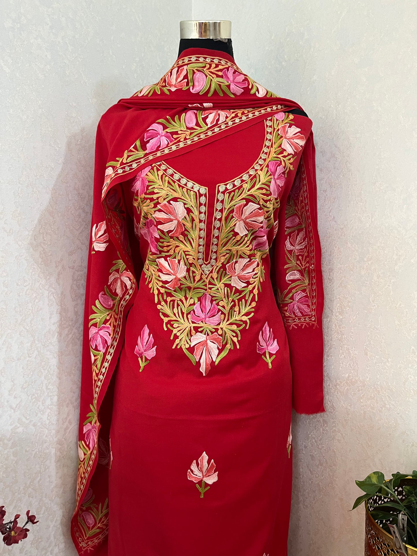 Red Pure Wool Aari Embroidered 3pc Suit Stole
