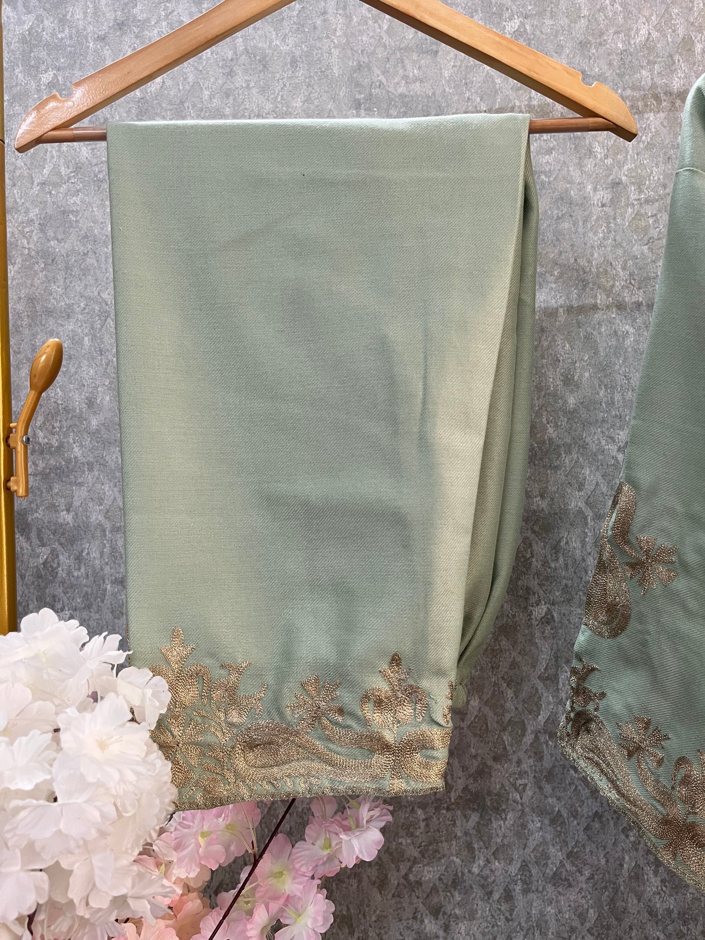 Light Green Woollen Kashmiri Co-Ord Set ( Size 48)