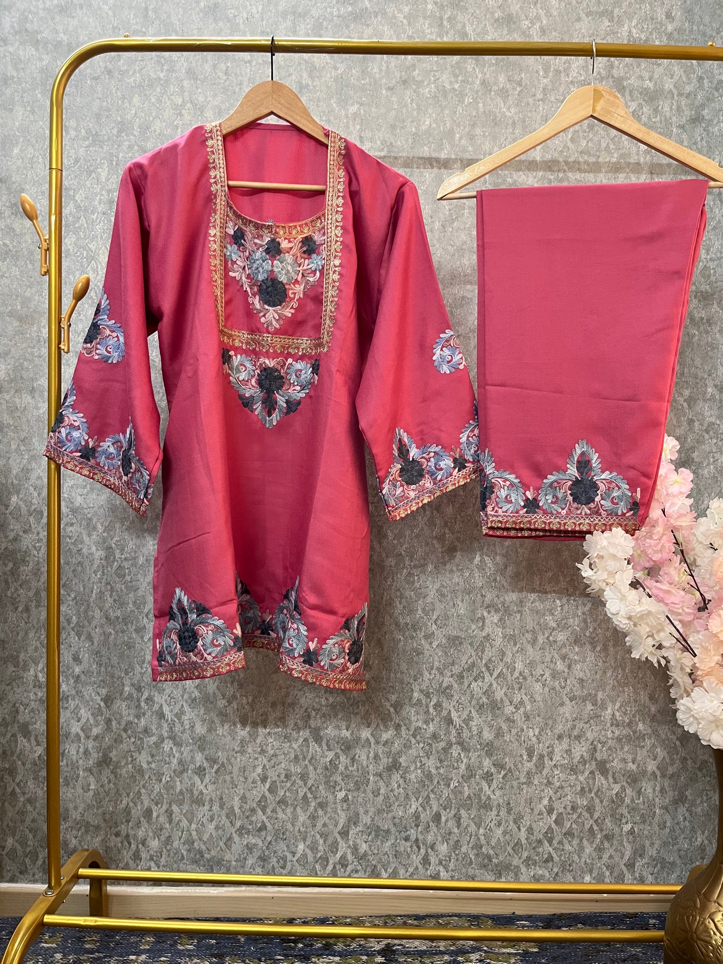 Pink Woollen Kashmiri Co-Ord Set ( Size 40)