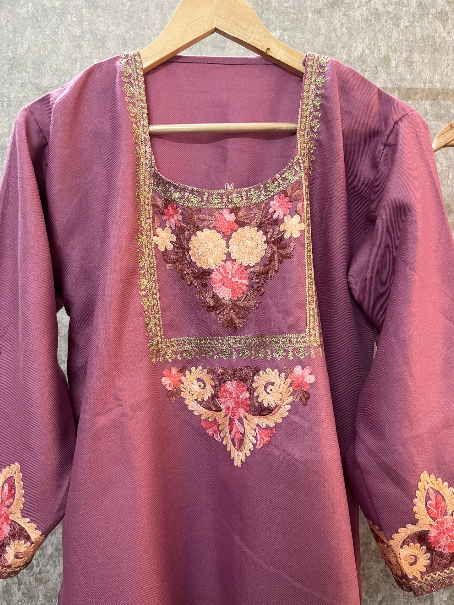 Mauve Woollen Kashmiri Co-Ord Set ( Size 40)