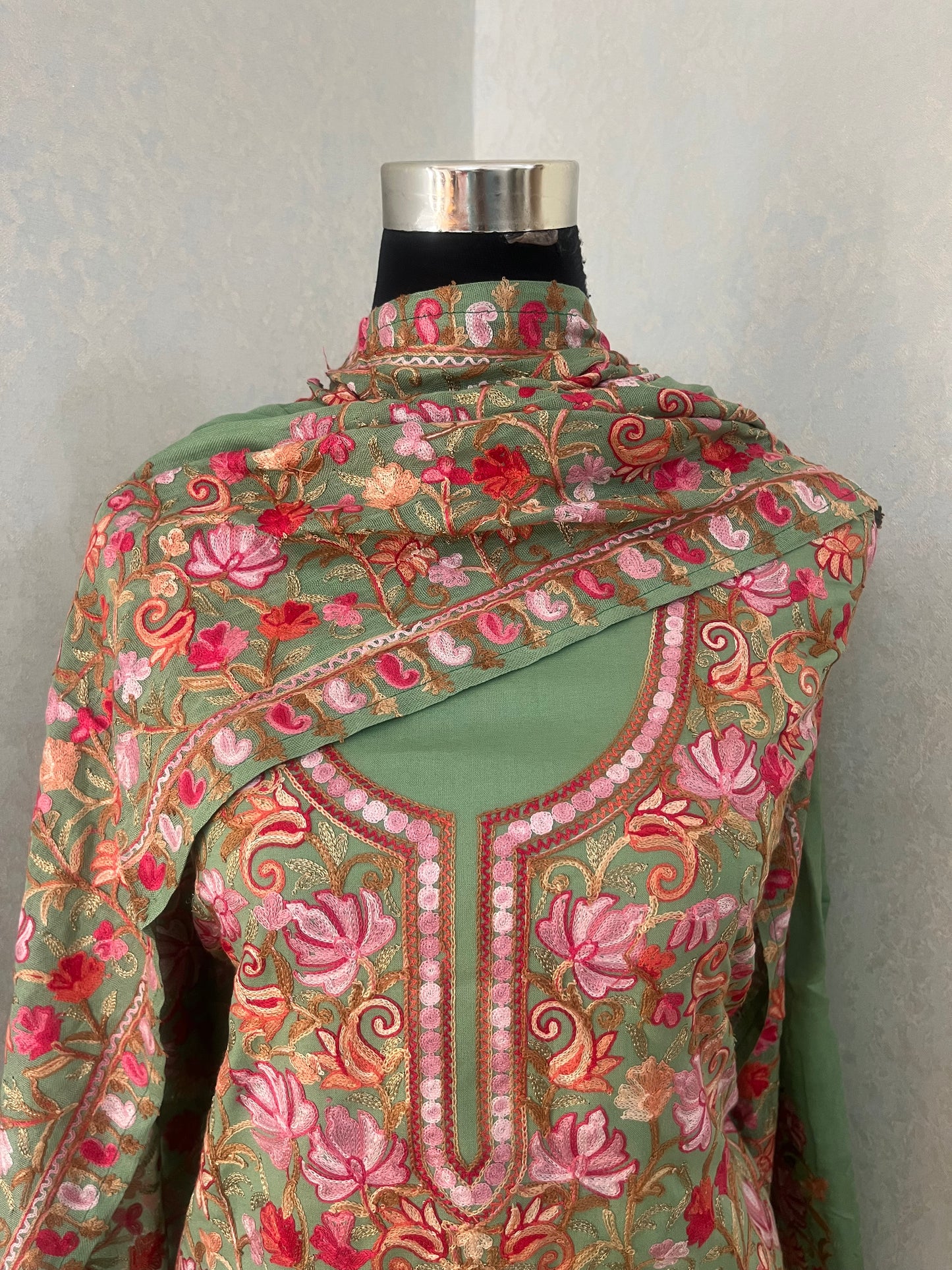 Pastel Green Cotton Kashmiri Suit