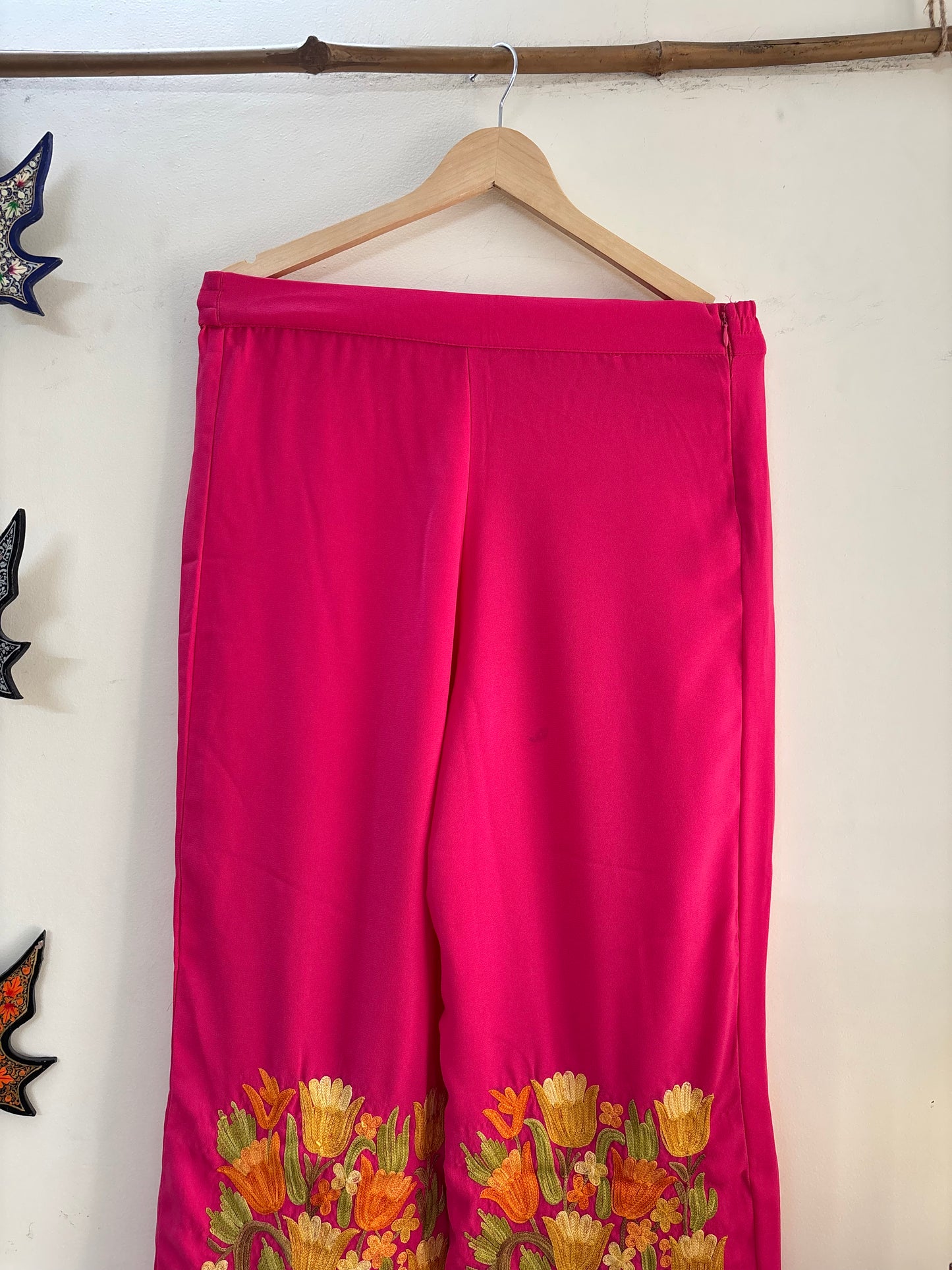Women Pink Solid Cropped Aari Embroidered Palazzos