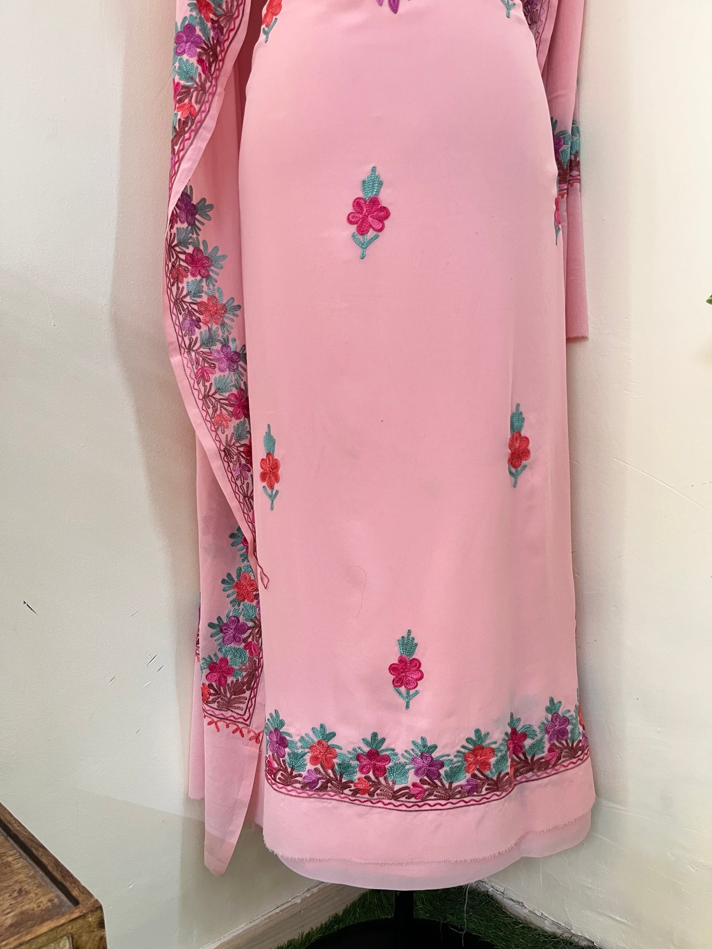 Soft Pink Georgette 3 Pc Kashmiri Suit