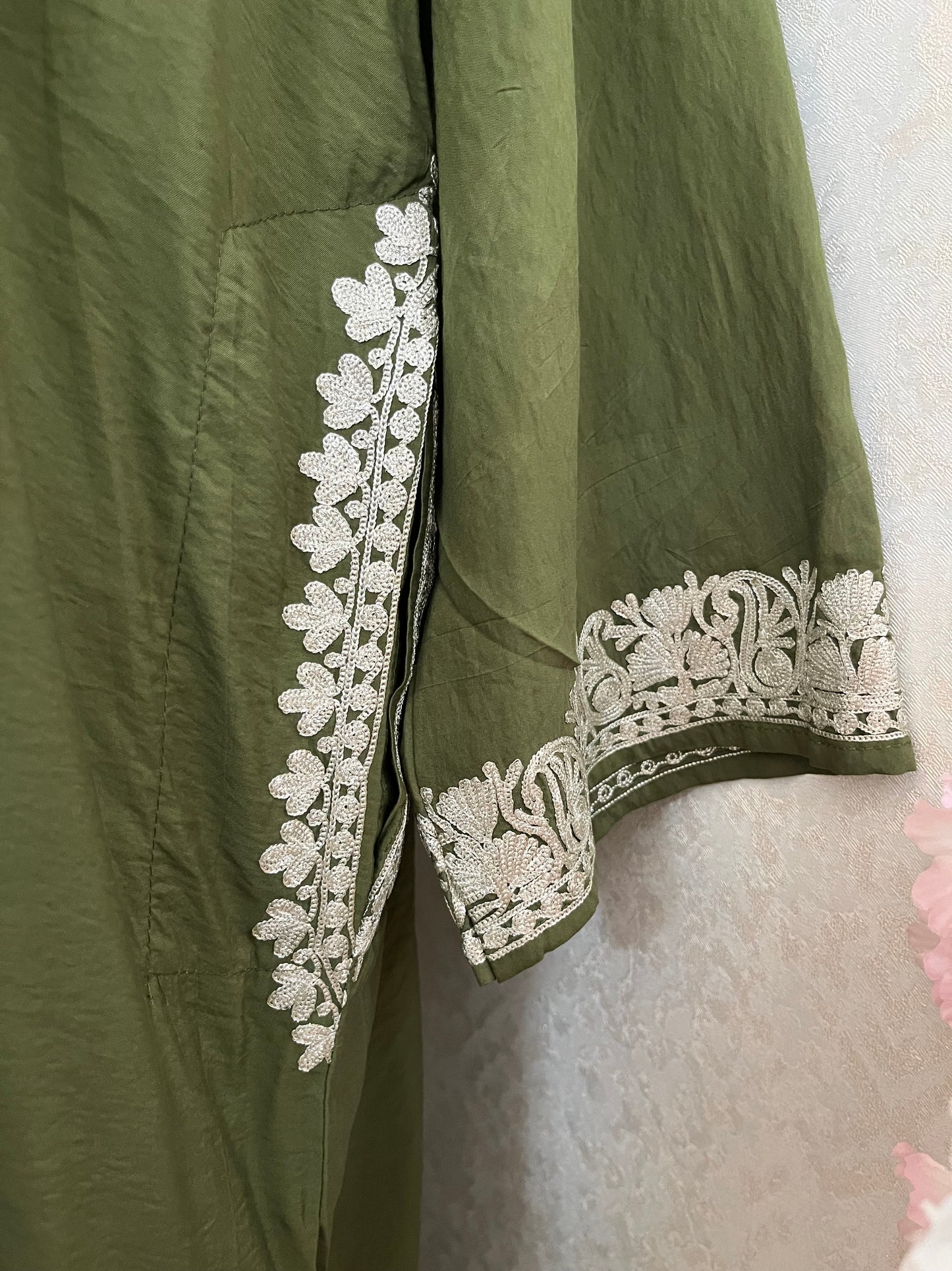 Army Green Cotton Kashmiri Pheran Set (46)