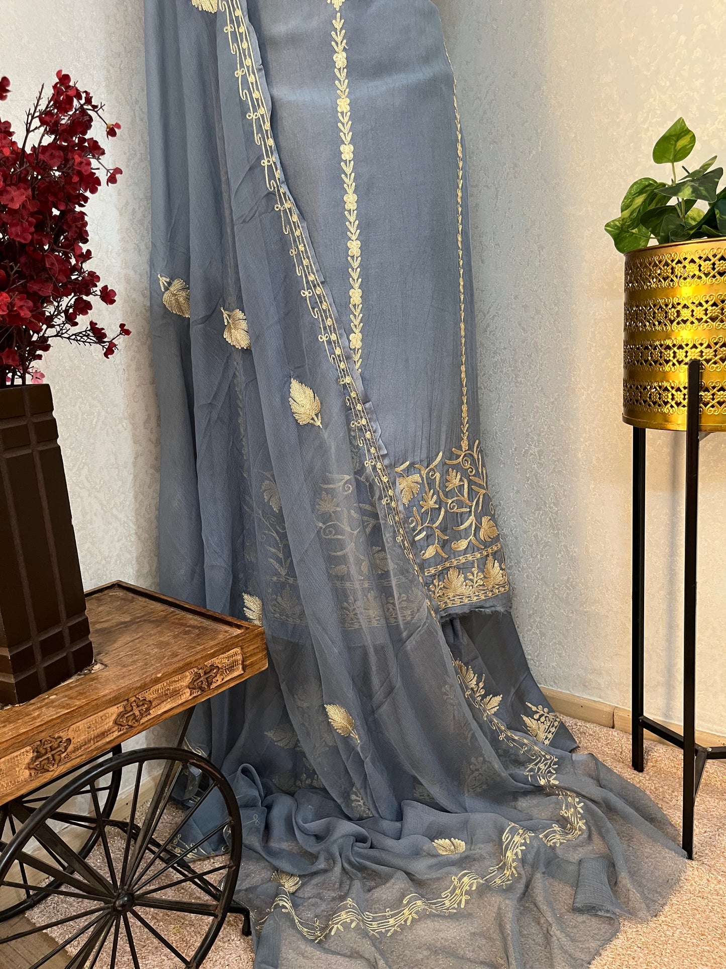 English Grey Tilla Kashmiri Silk Suit