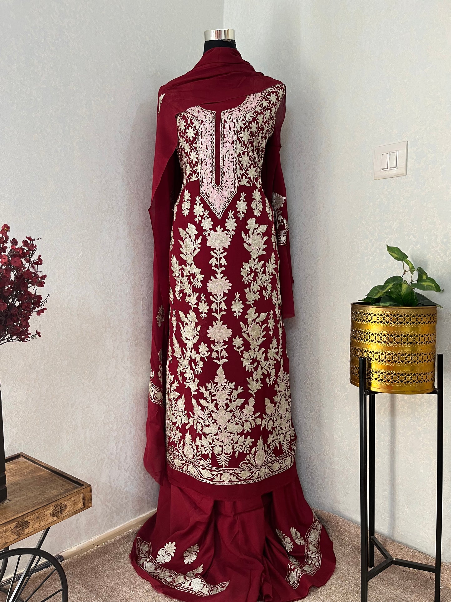 Maroon Pure Soft Organza 3 Pc Heavy Kashmiri Suit