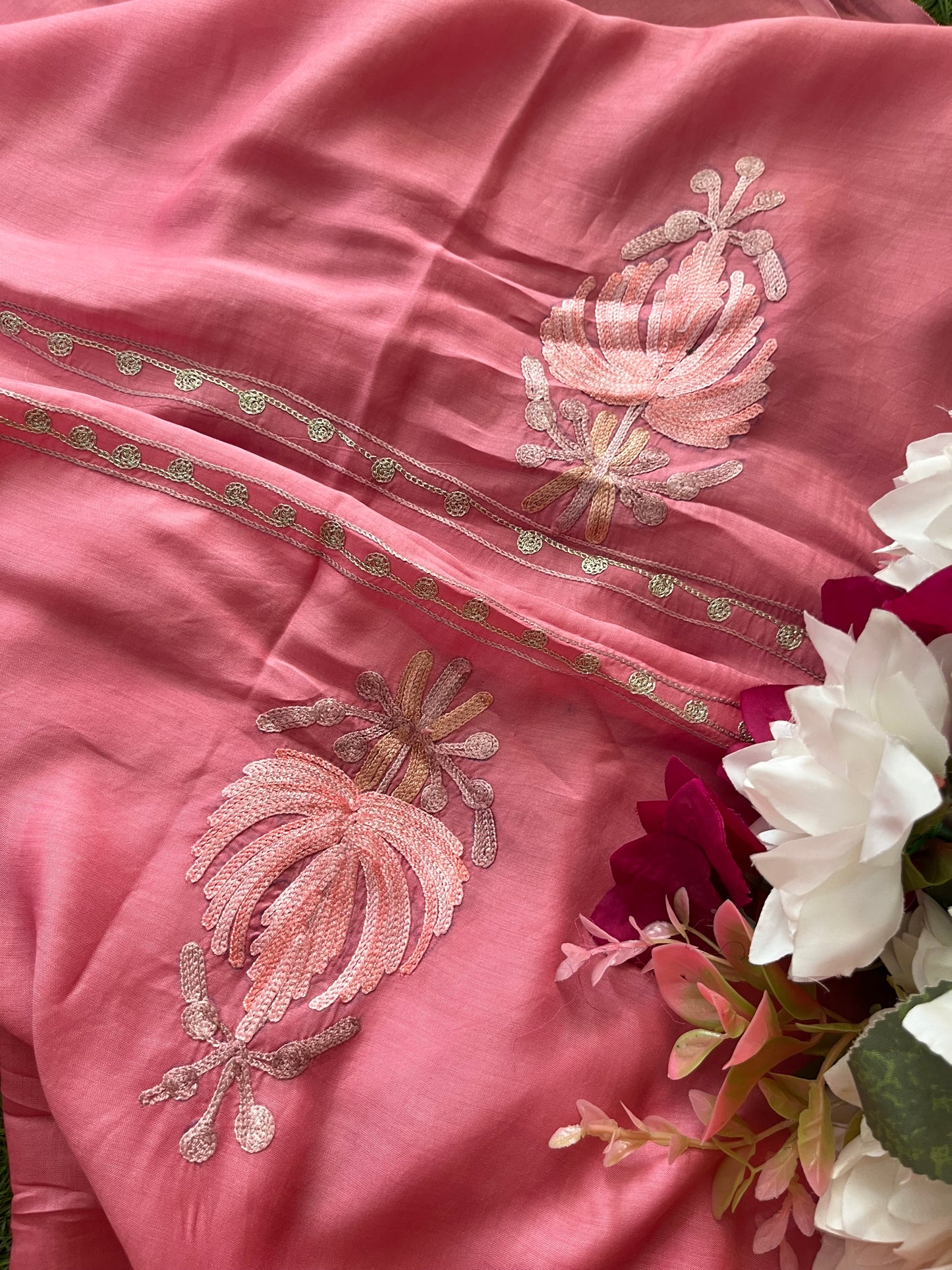 Fuchsia Pink Mul Cotton Shibori Work Kashmiri 3pc Suit