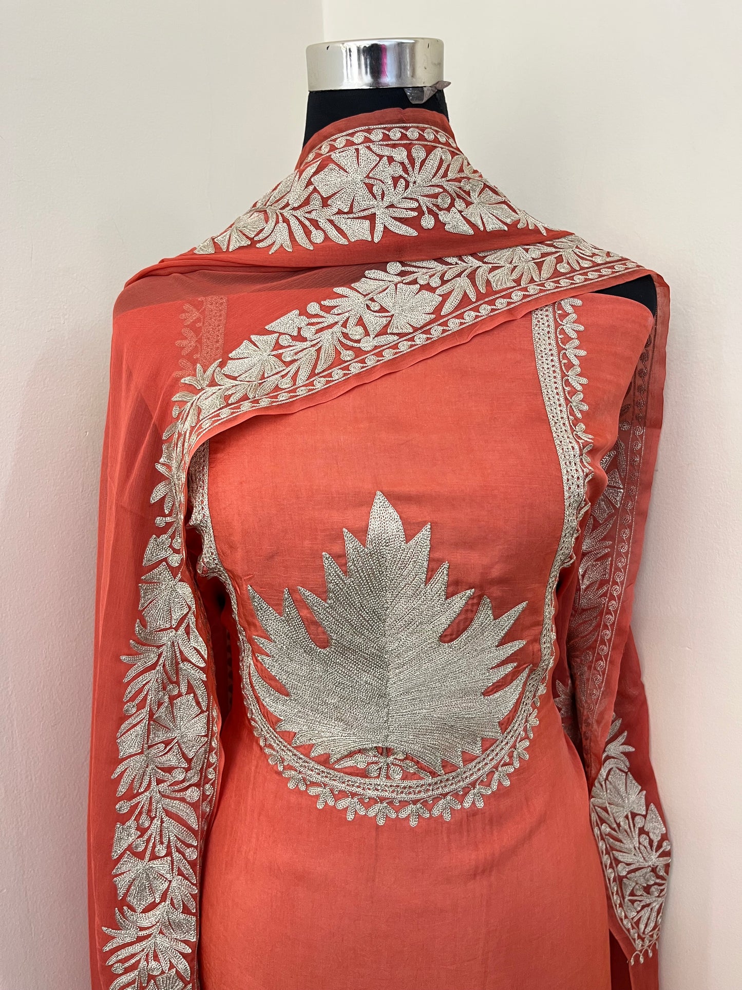 Sanam’ Tilla Kashmiri Silk Suit