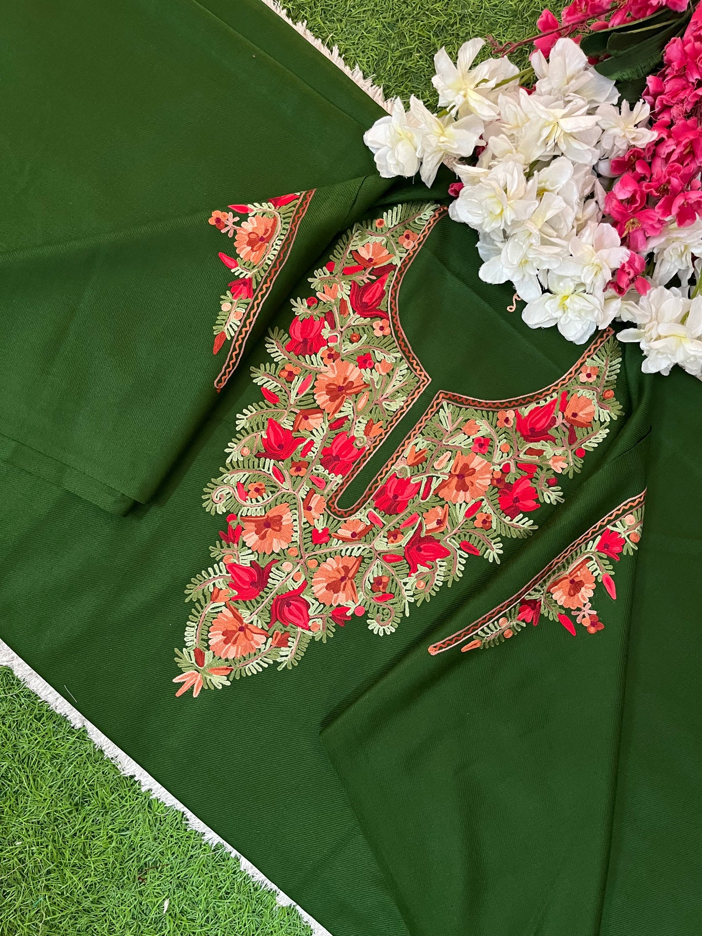 Green Woollen Aari Embroidered 2pc suit 5mtr