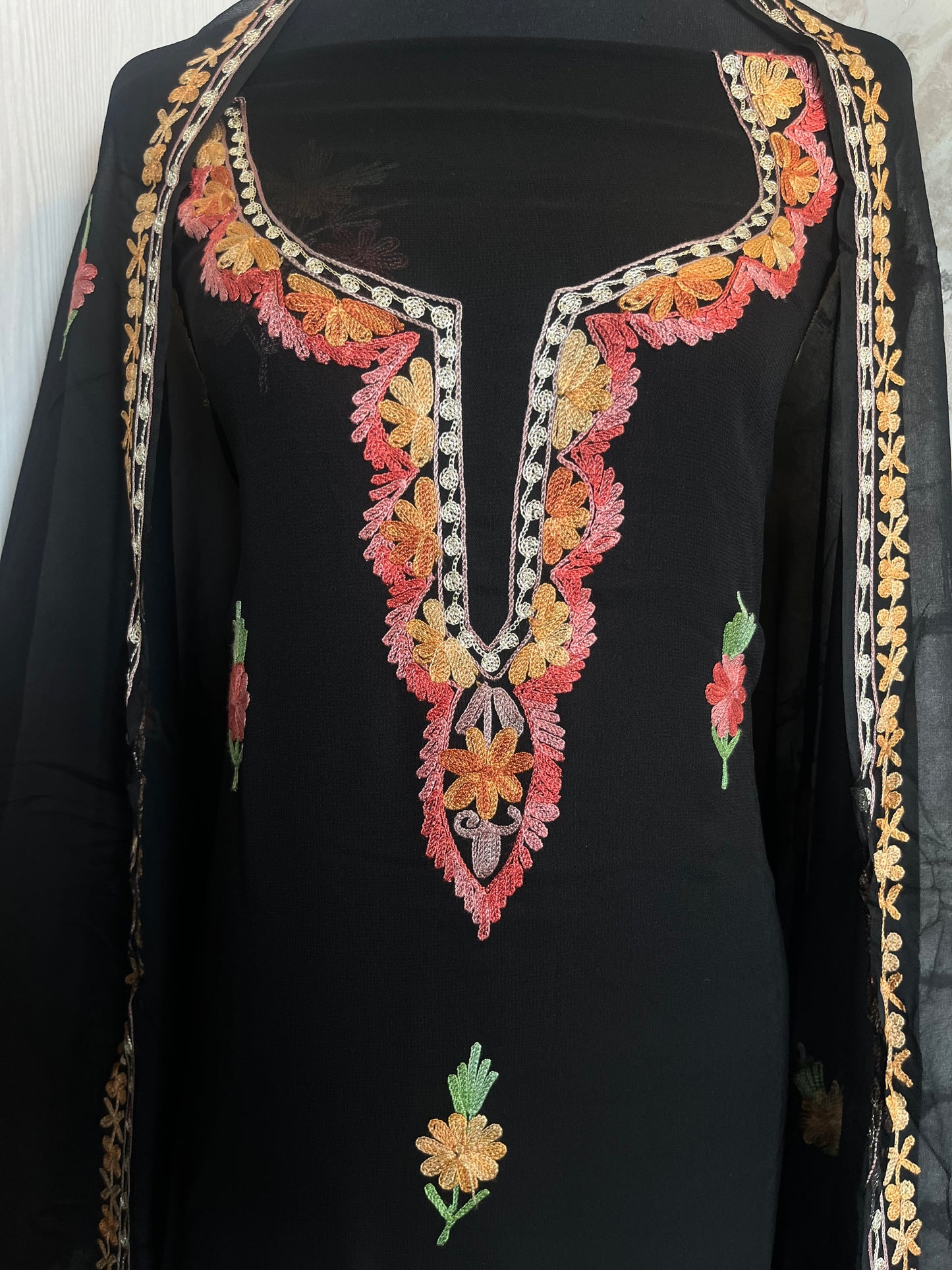 Black Pink Pure Georgette Aari Embroidered Suito