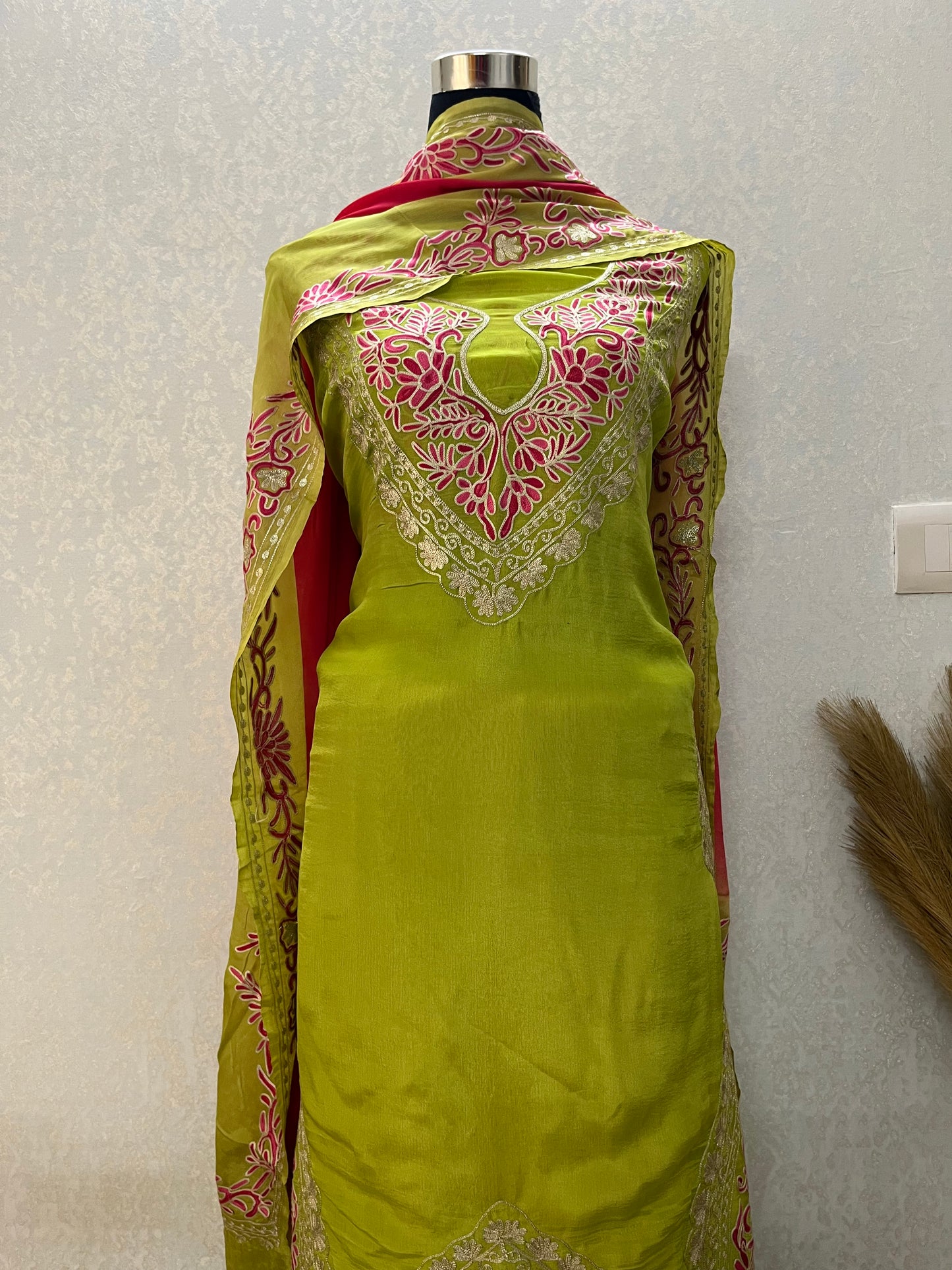 Pure Chinon 3 Pc Heavy Front Back Kashmiri Suit