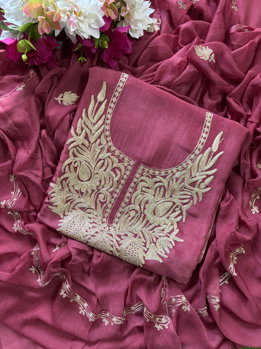 Sanam’ Onion Pink Silk Tilla Kashmiri Suit