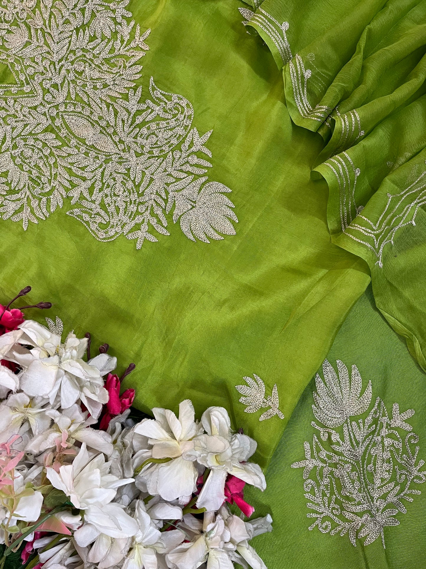 Lawn Green Silk Tilla Kashmiri Suit