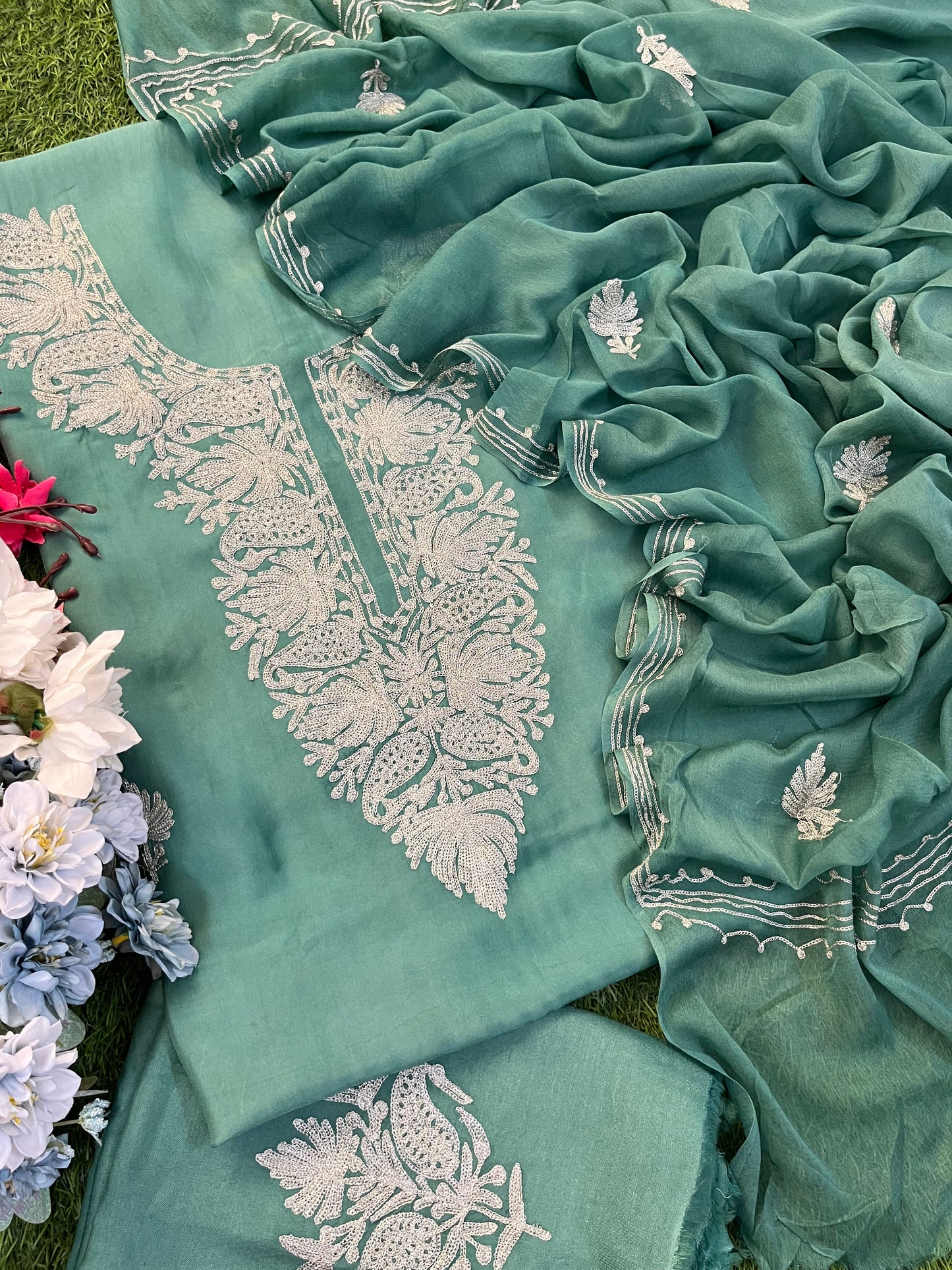 Pastel Green Silk Tilla Kashmiri Suit