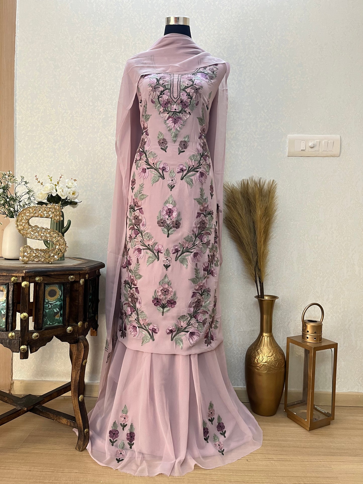 Soft Mauve Georgette 3Pc Kashmiri Suit
