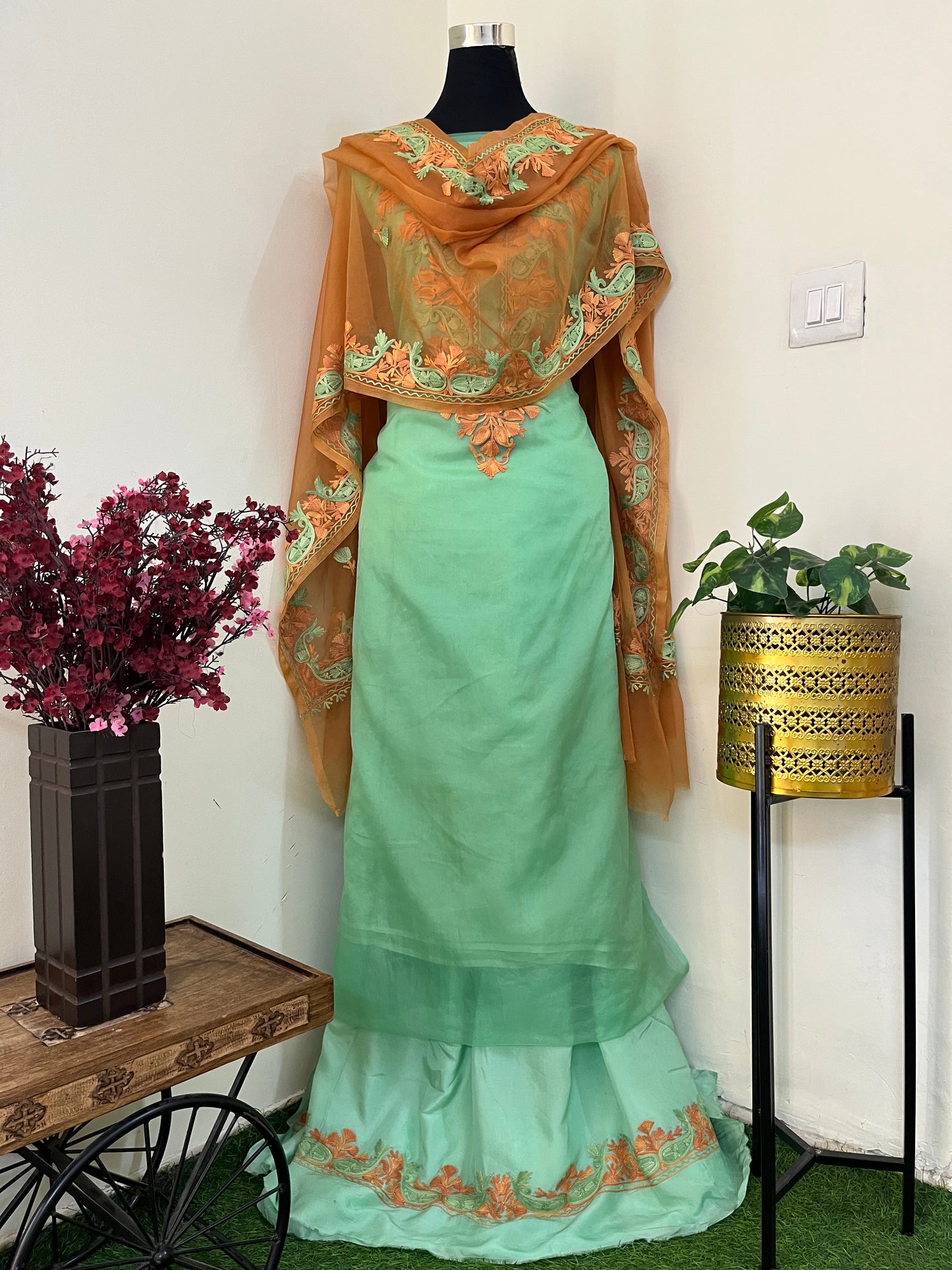Soft Green Soft Tissue Kashmiri Suit