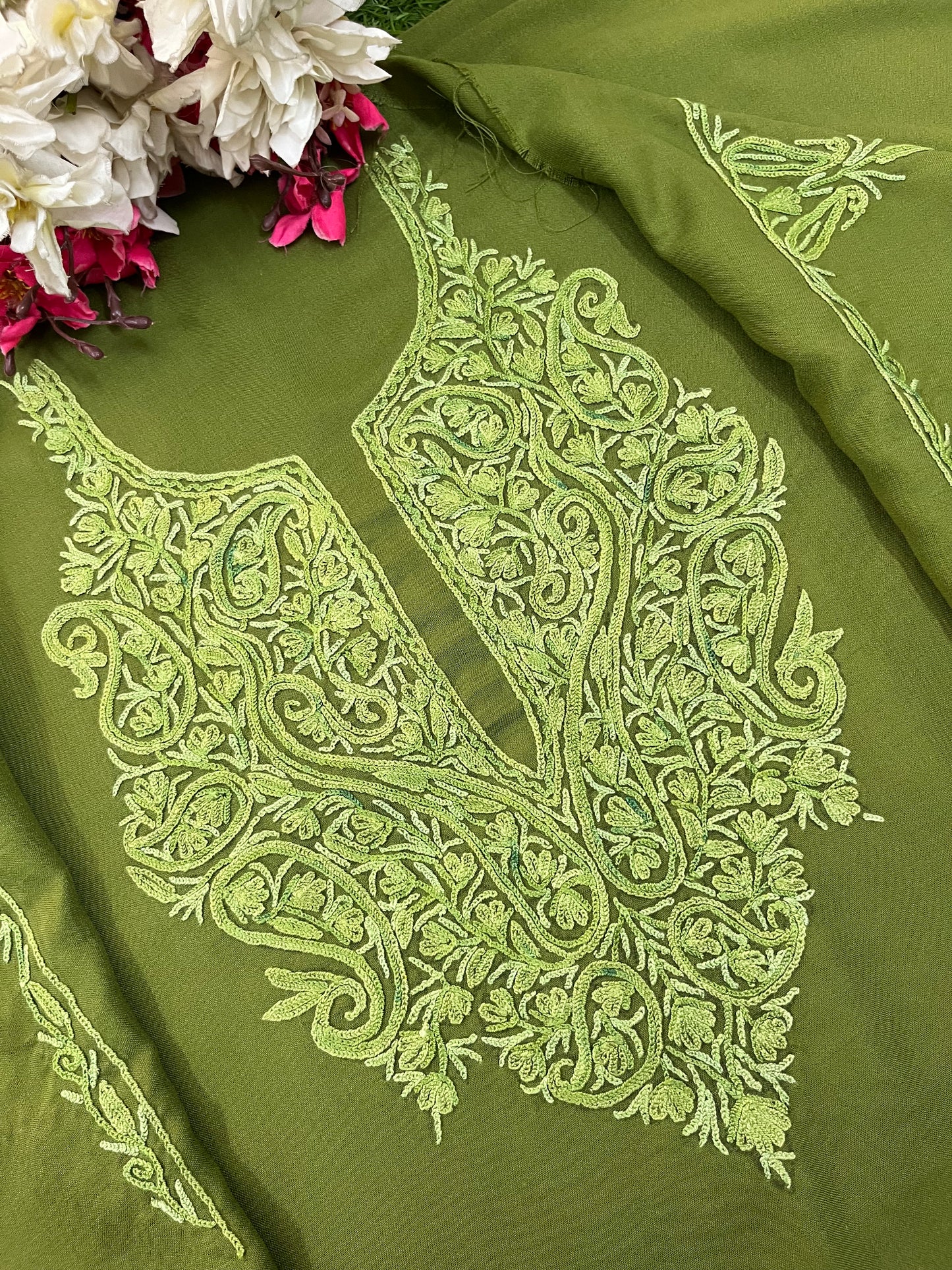 Heena Green Cotton Two Piece Suit (Hand Embroidered)