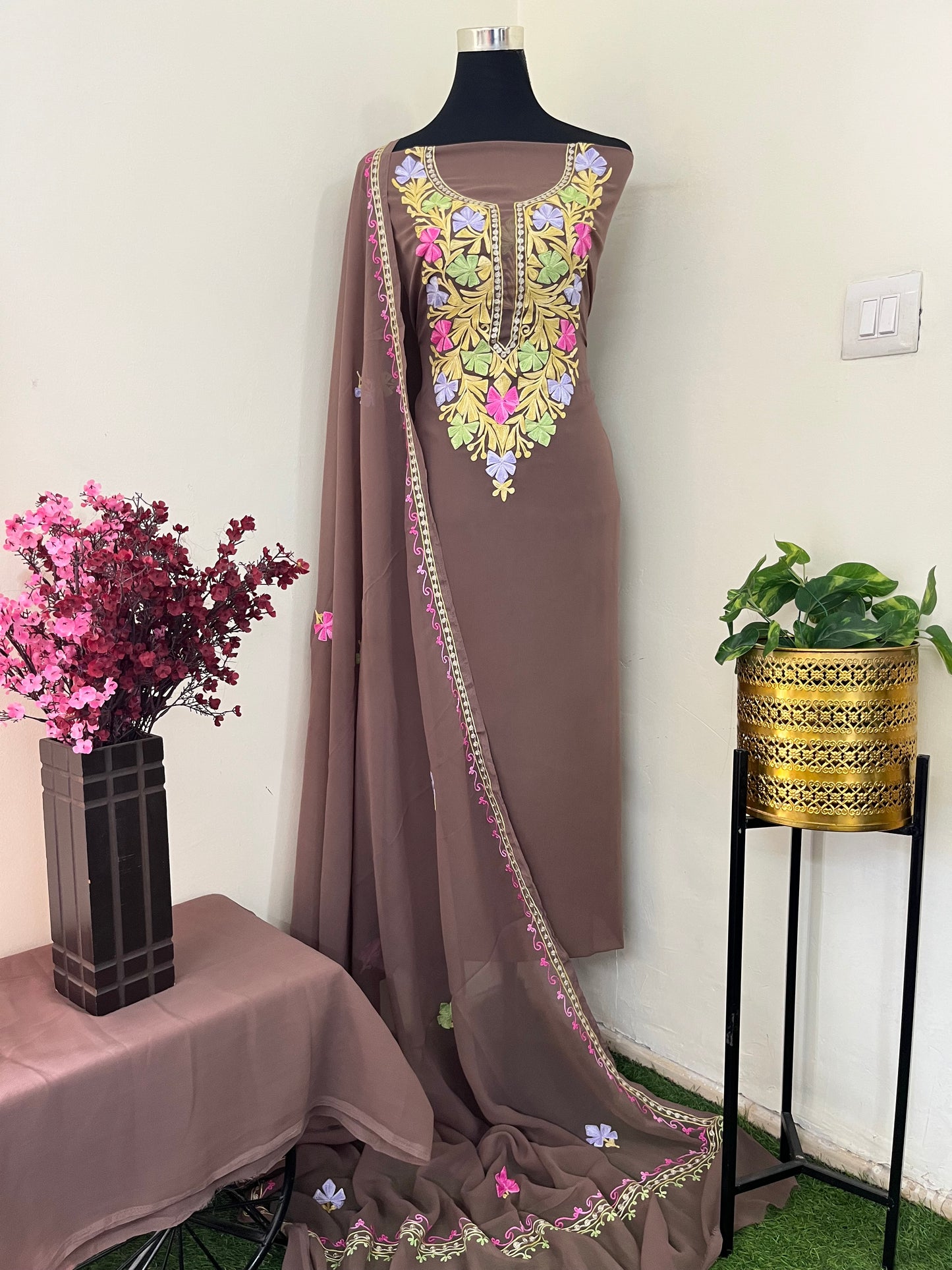Georgette 3 Pc Aari Embroidered Suit Set