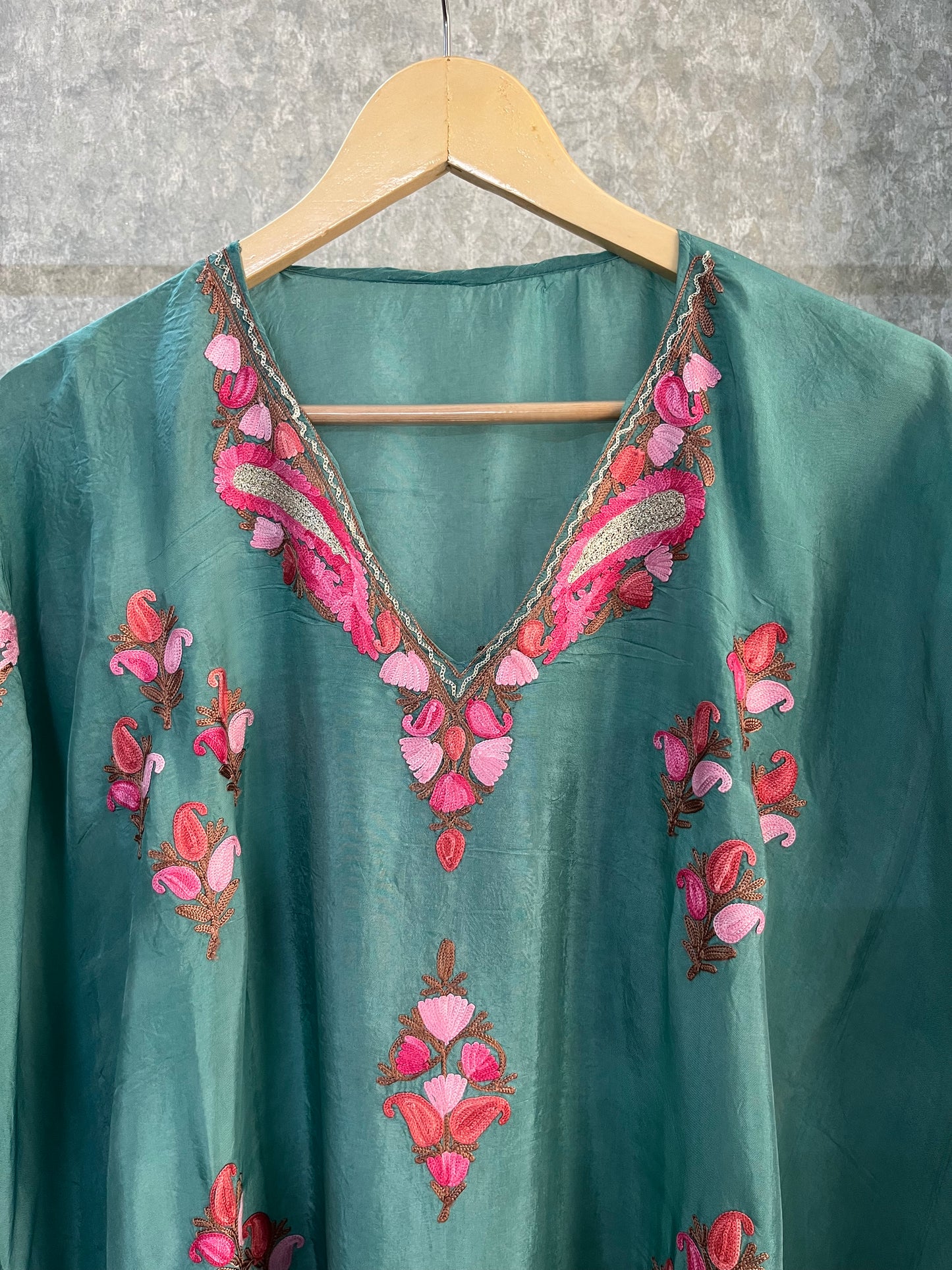 Soft Green Opada Silk Kashmiri Kaftan Set
