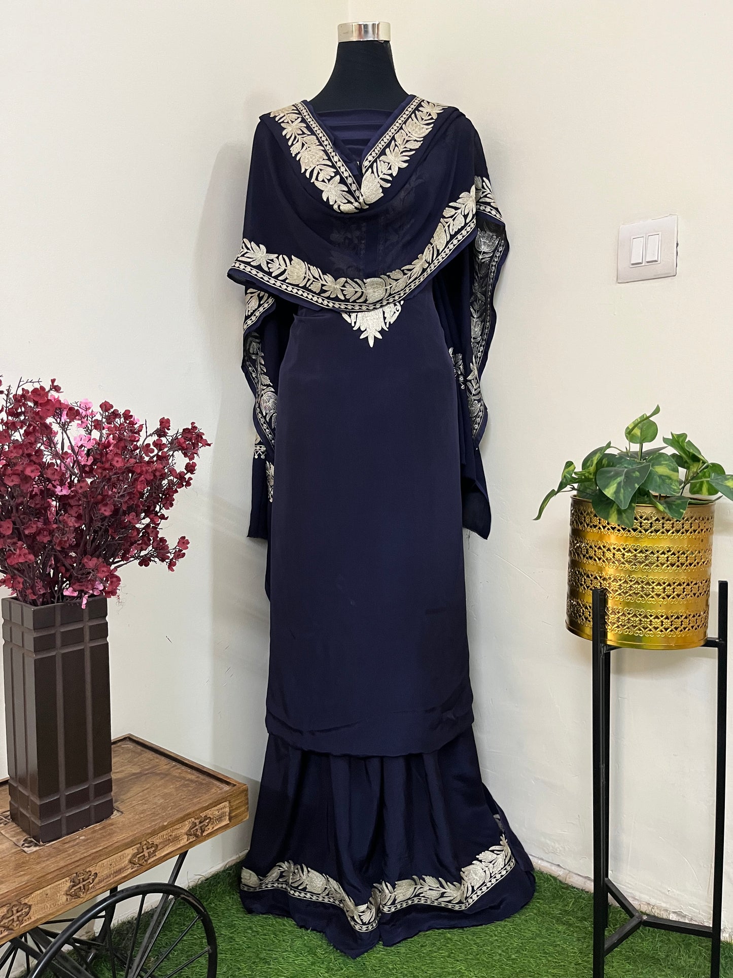 Kalaa’ Navy Crape Kashmiri Suit