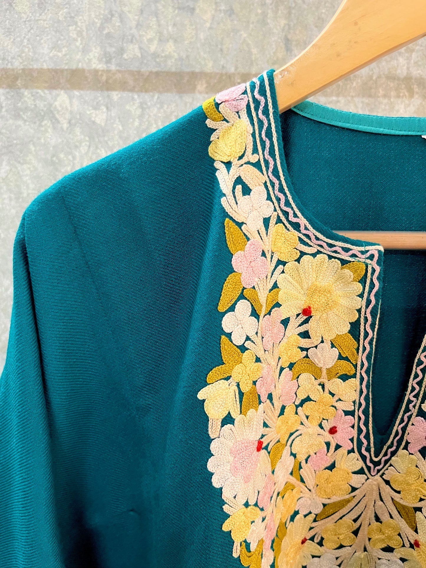 Green Aari Embroidered Wool Pheran