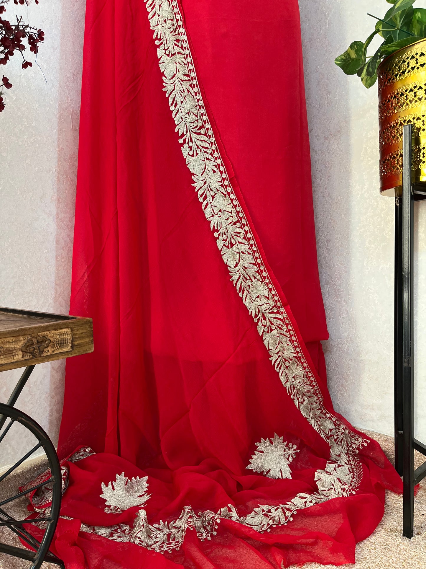 Red Sanam’ Tilla Kashmiri Silk Suit