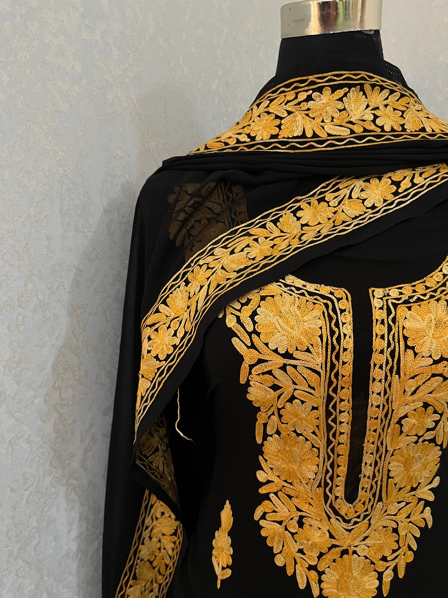 Georgette Black 3 Pc Aari Embroidered Suit Set