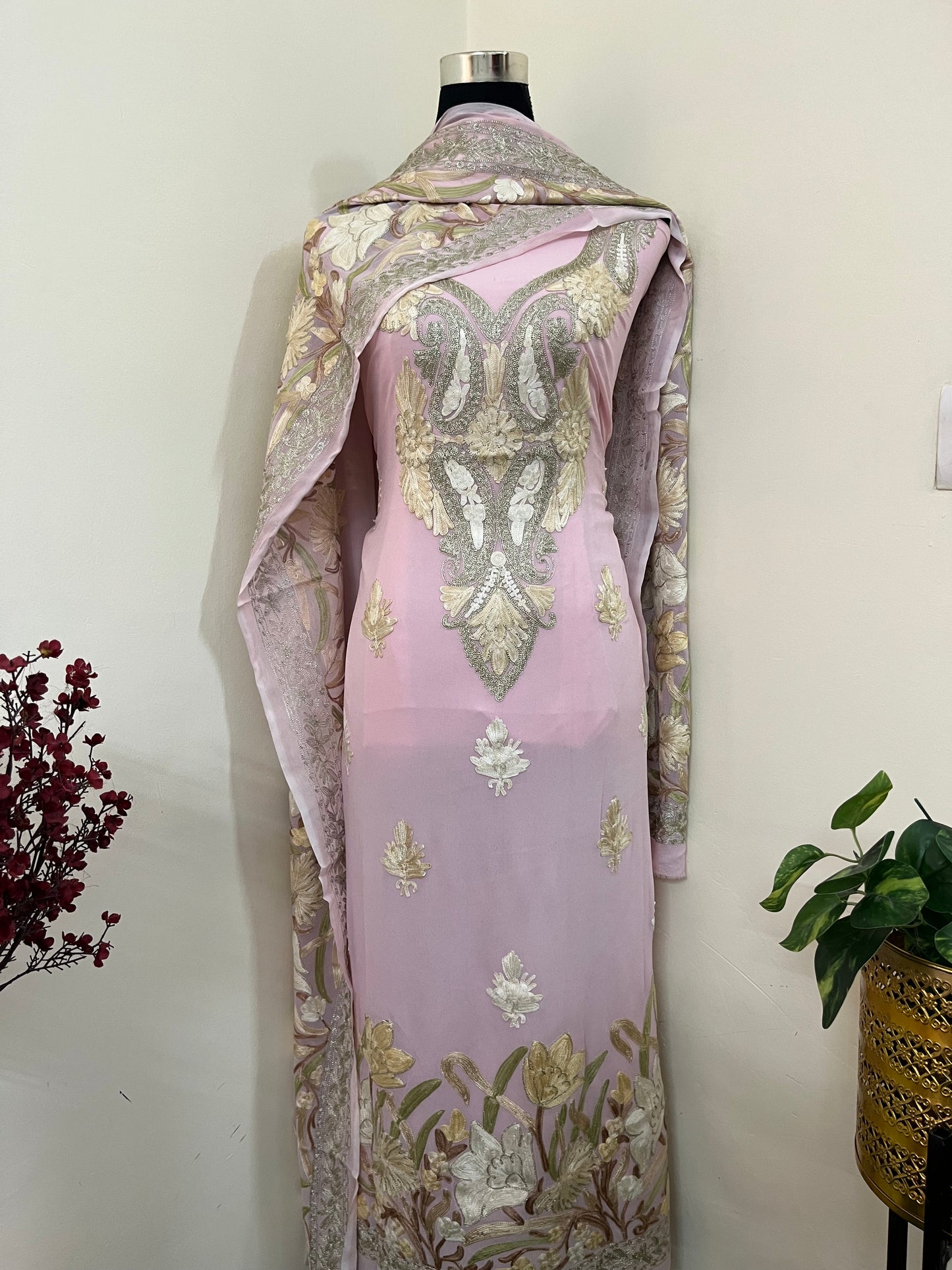 Georgette 3 Pc Aari Embroidered Suit