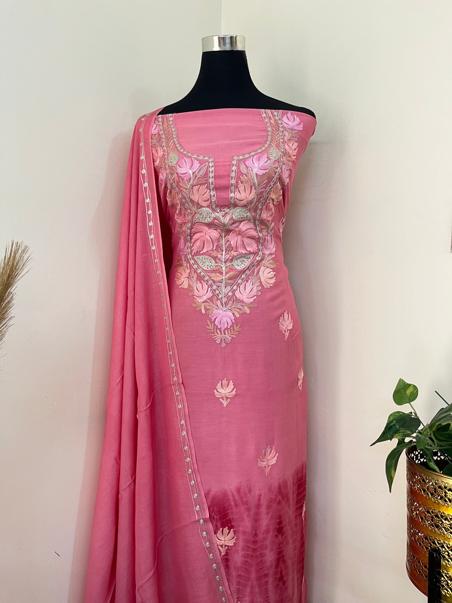 Fuchsia Pink Mul Cotton Shibori Work Kashmiri 3pc Suit