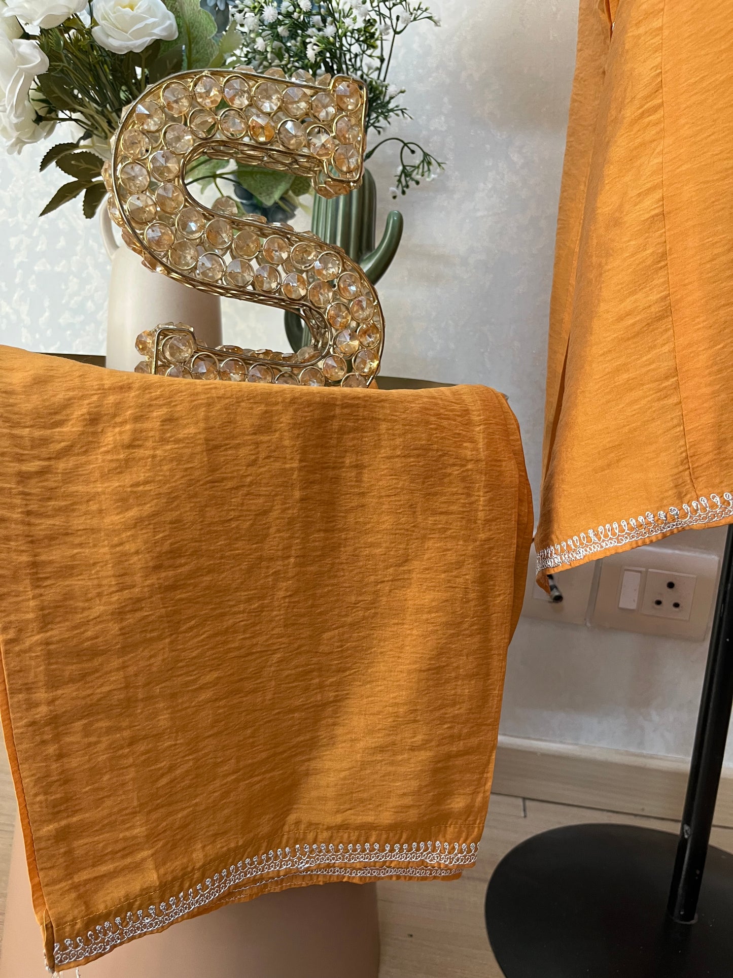 Mustard Cotton Kashmiri Pheran Set (46)