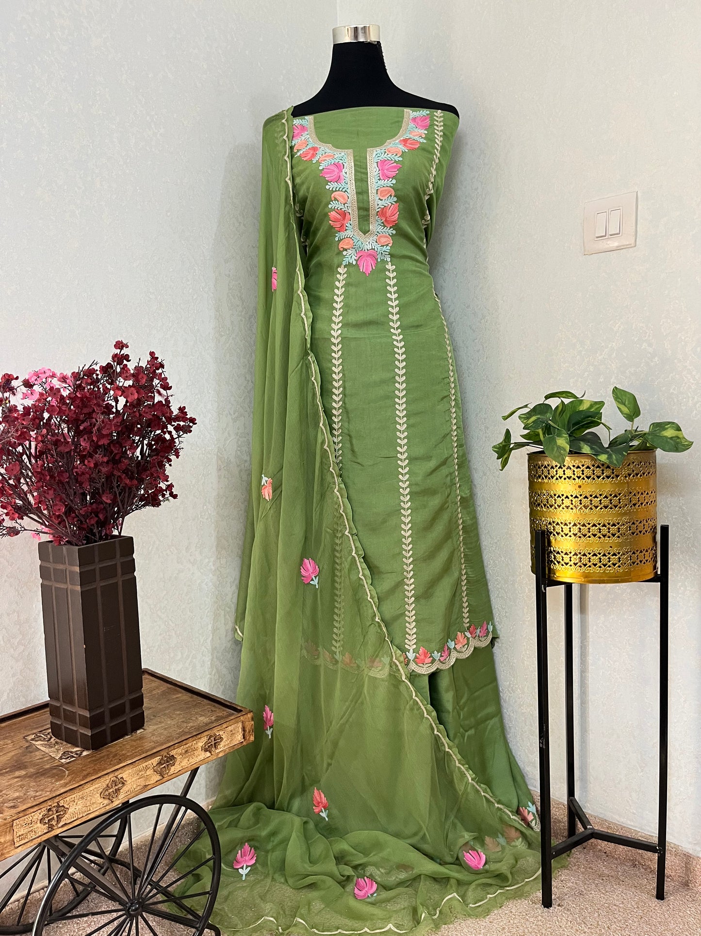 Sanam’ Silk Aari Embroidered Suit material