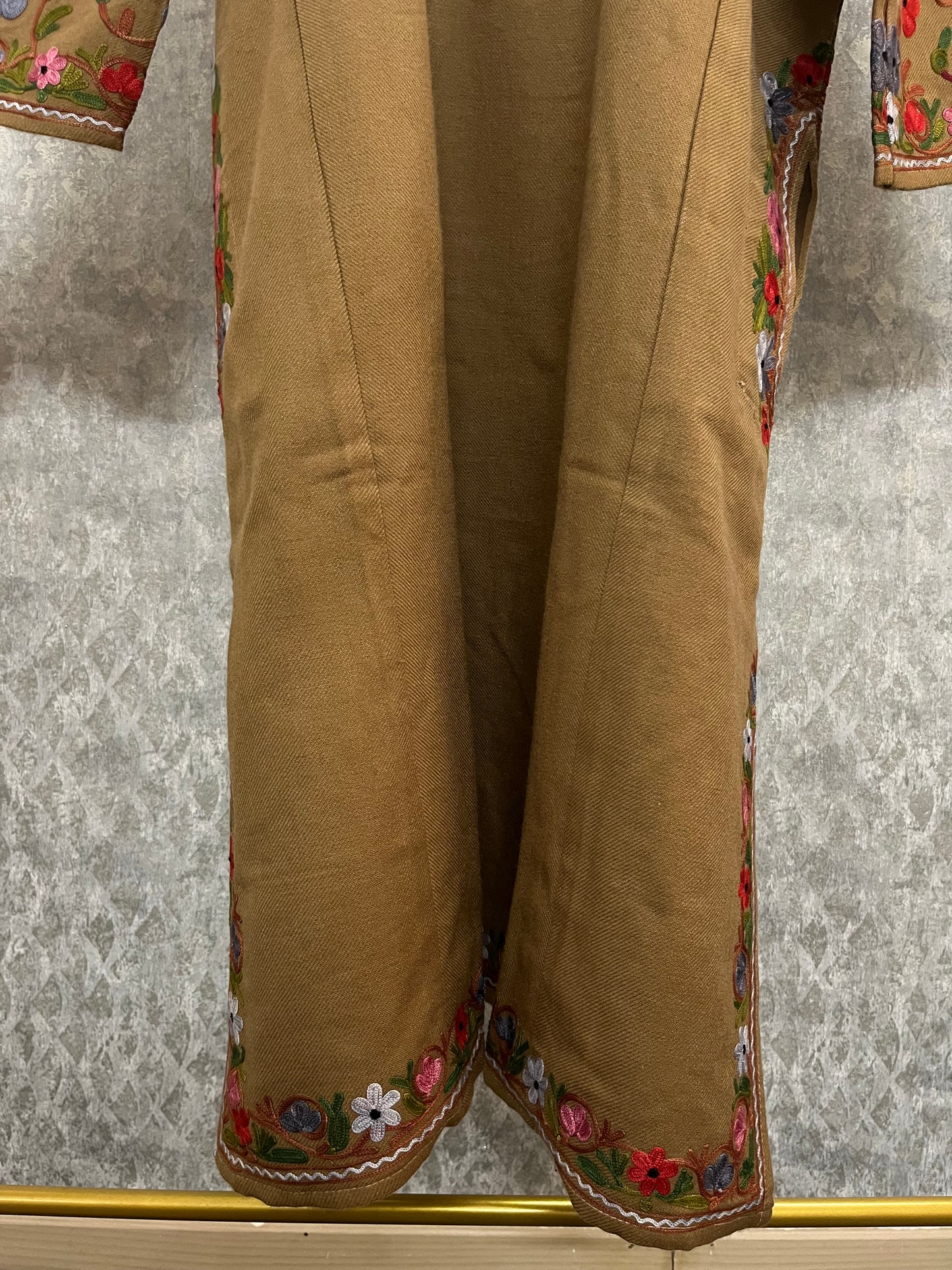Beige Aari Embroidered Wool Pheran