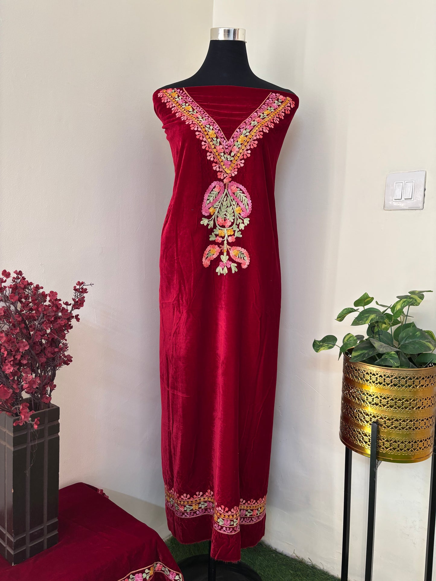 Red Aari Embroidered Velvet 2pc Coord Set