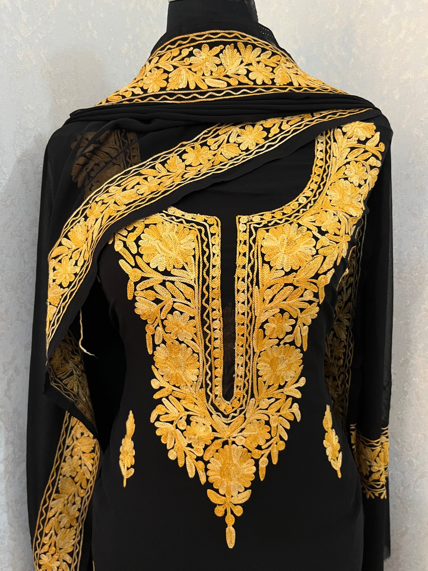 Georgette Black 3 Pc Aari Embroidered Suit Set