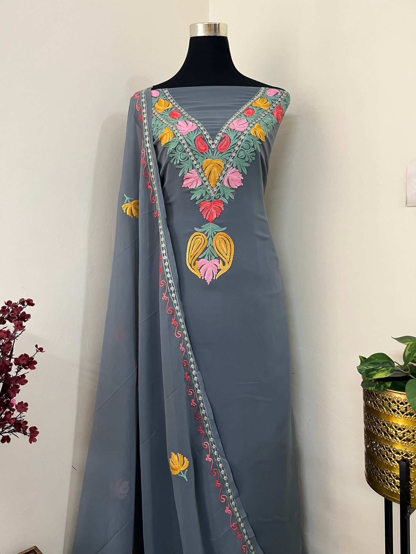 Grey Georgette 3 Pc Aari Embroidered Suit Set