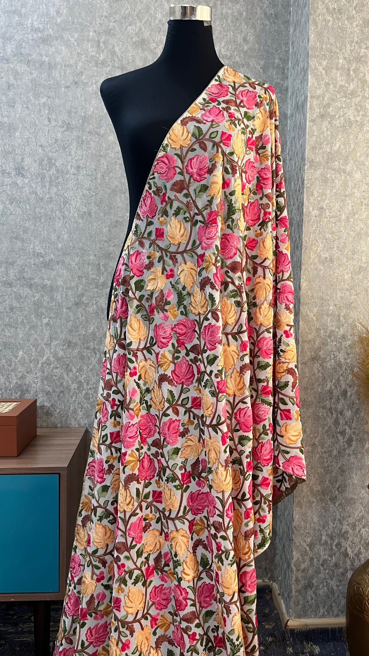 White Kashmiri Georgette Odhni