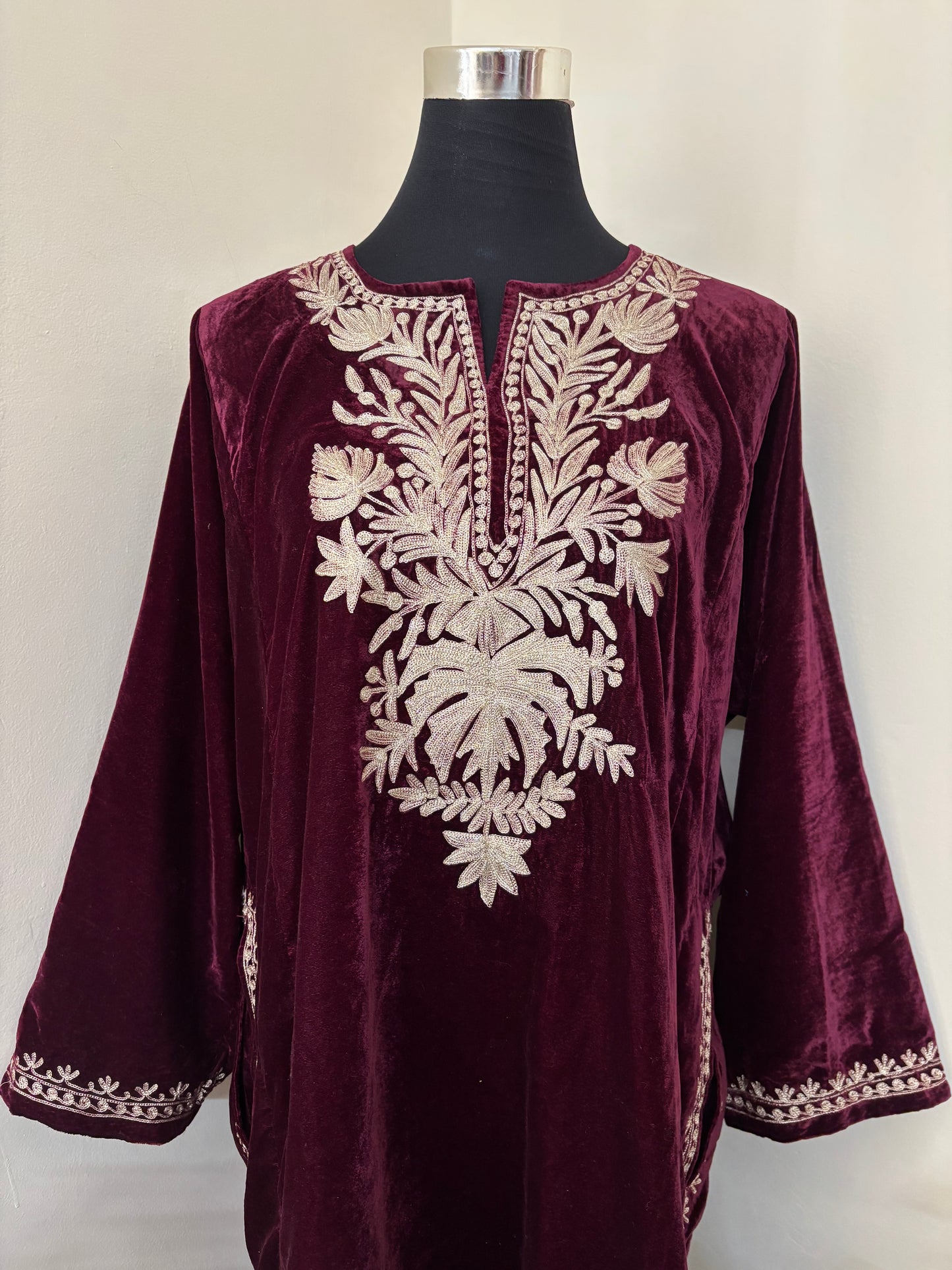 Wine Tilla Embroidered Velvet Pheran