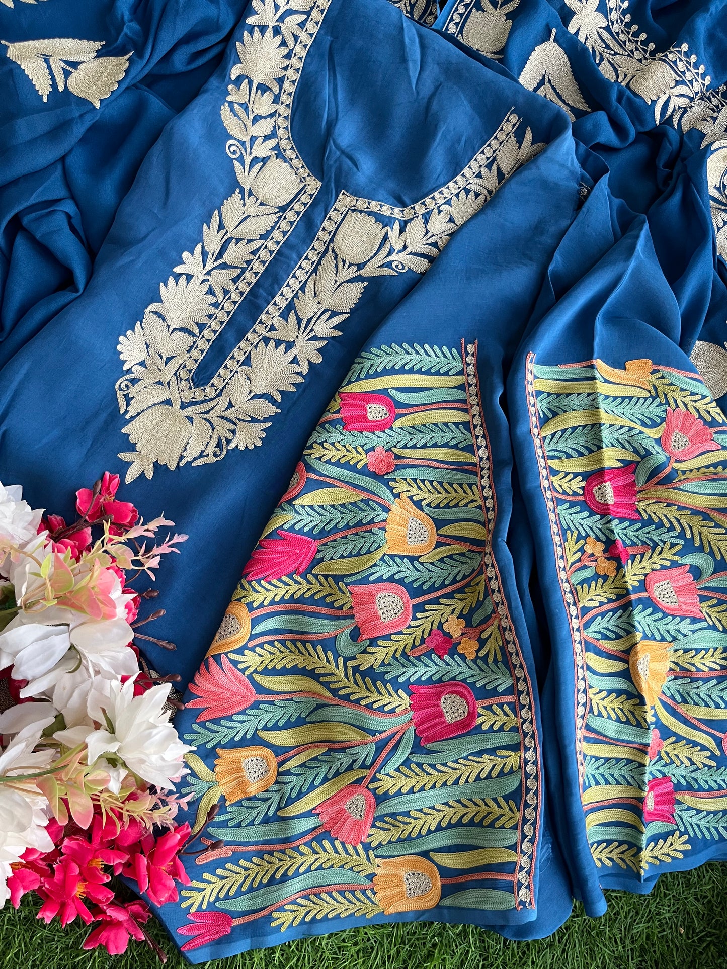 Blue Kalaa’ Crape Kashmiri Suit (Aari Sleeves)