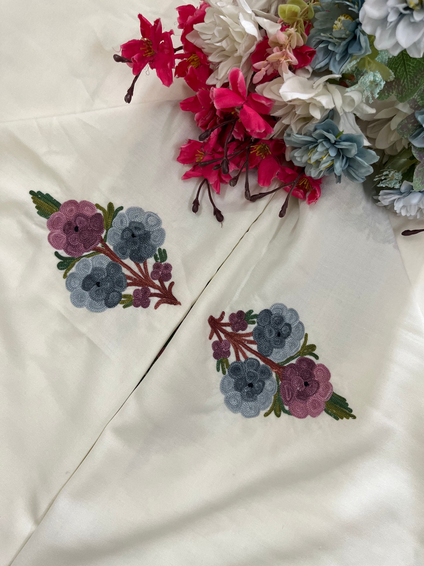 Off White Cotton Cord Set (Aari Embroidered)
