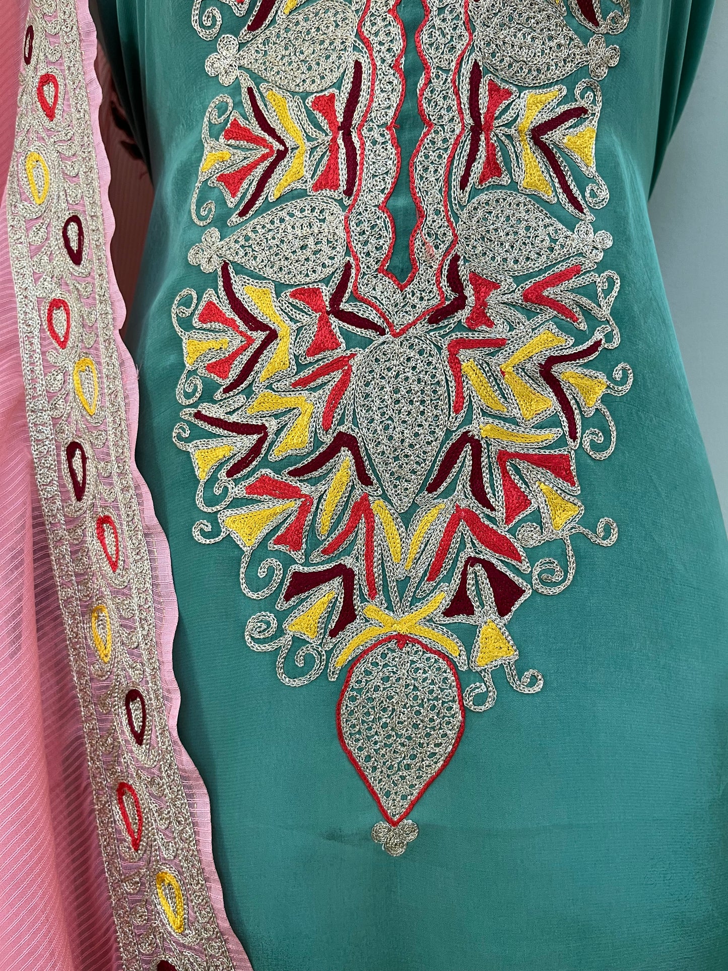 Kalaa’ Green Crape Kashmiri Suit