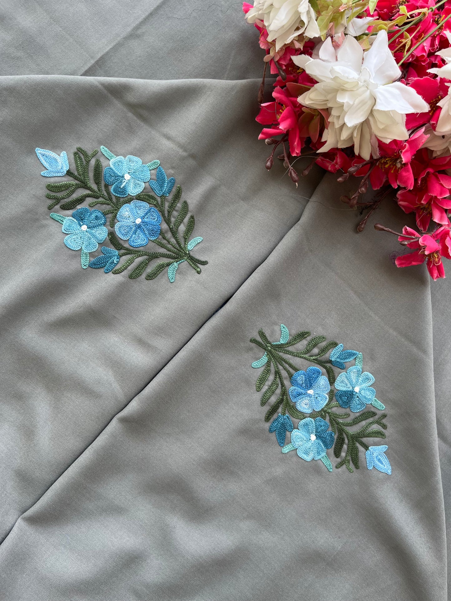 Grey Cotton Cord Set (Aari Embroidered)